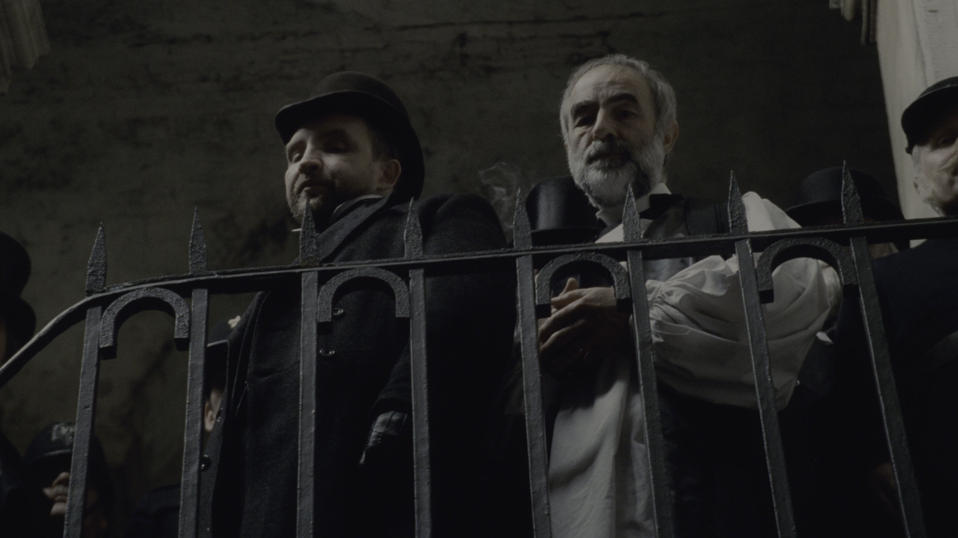 Sherlock Holmes (2009), wide, 1.78:1 — film still
