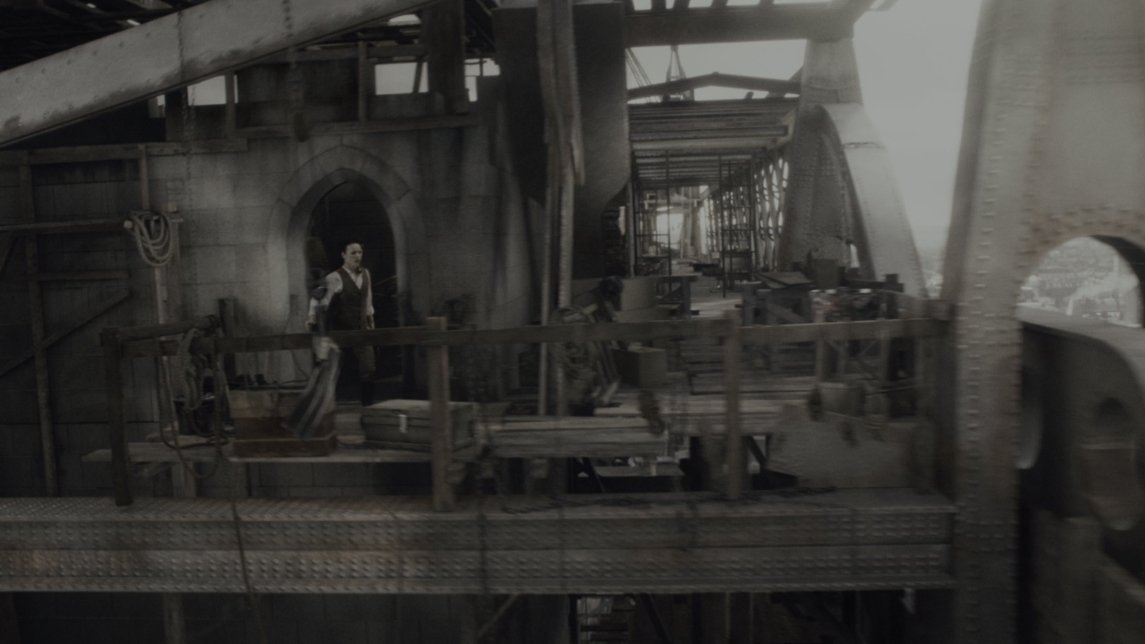 Sherlock Holmes (2009), wide, 1.78:1 — film still