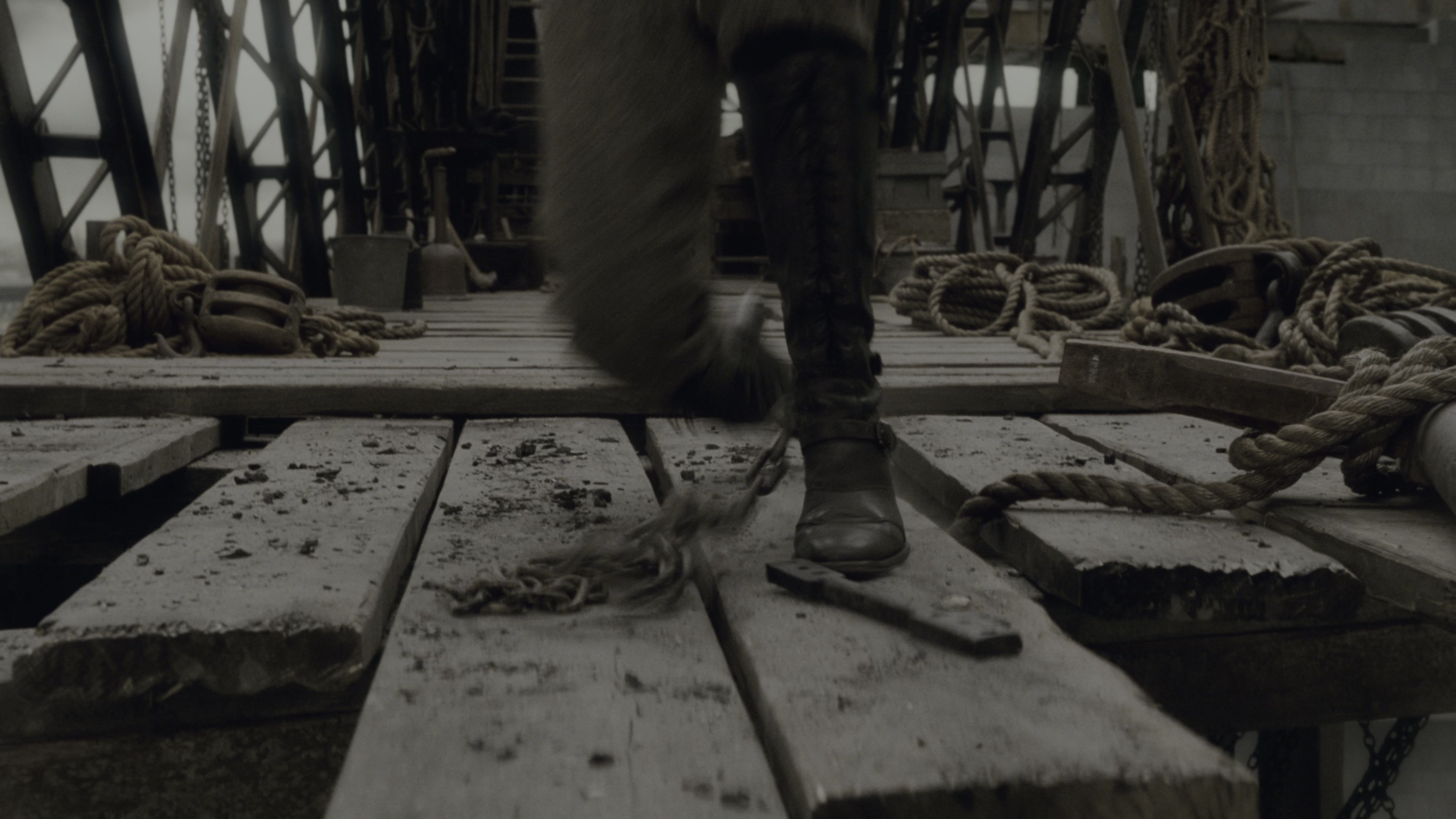 Sherlock Holmes (2009), wide, 1.78:1 — film still