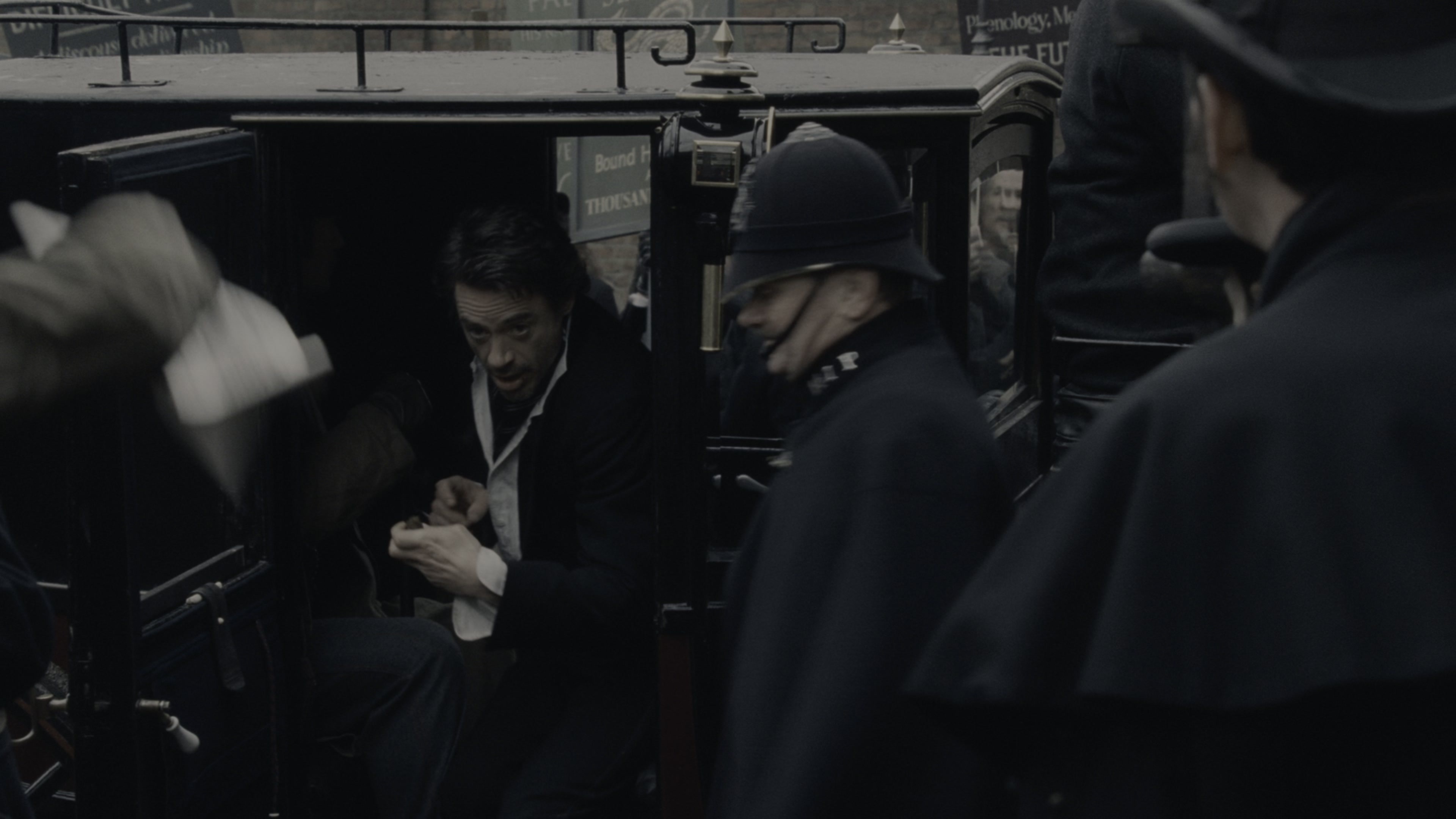 Sherlock Holmes (2009), wide, 1.78:1 — film still