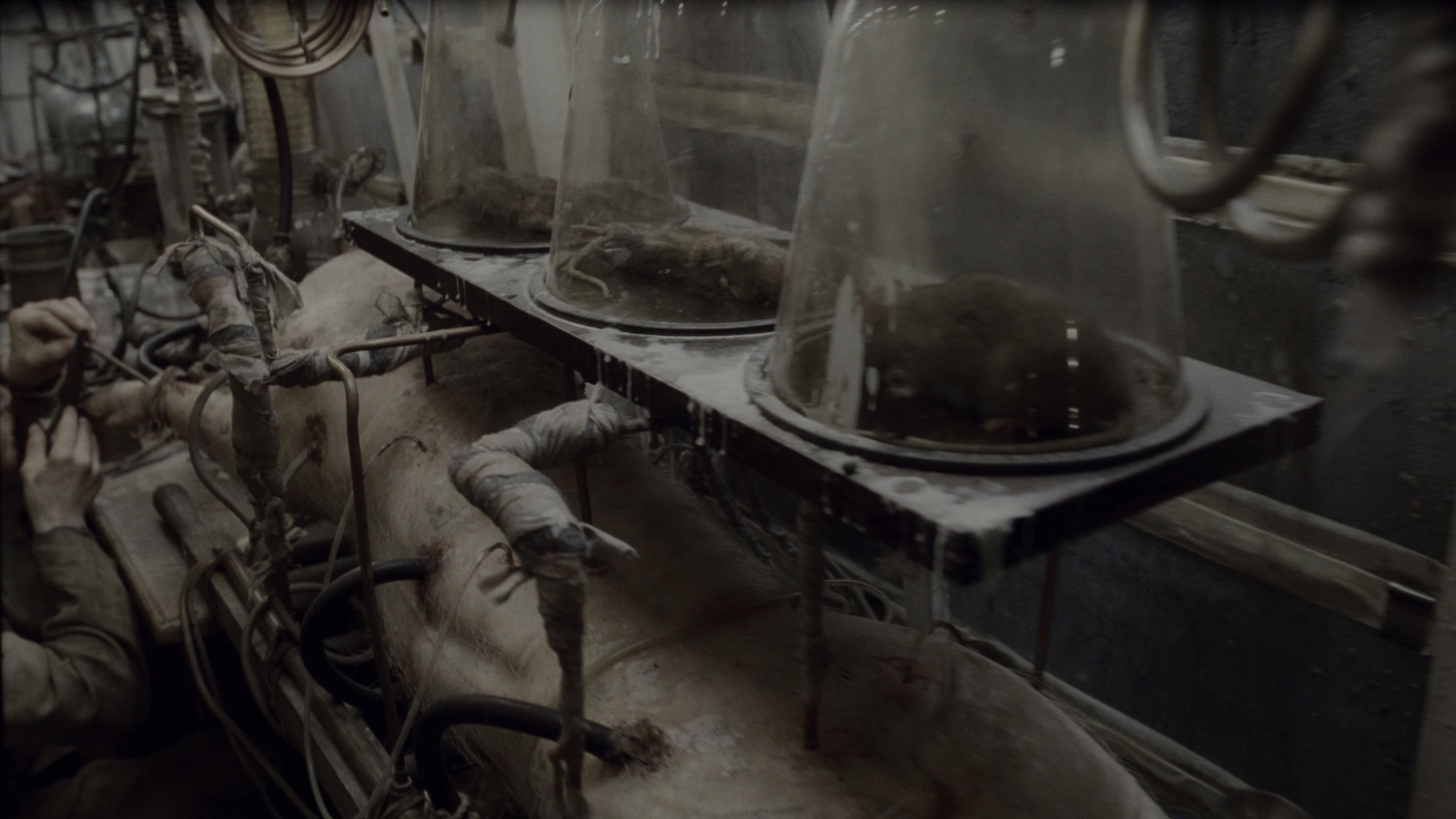 Sherlock Holmes (2009), wide, 1.78:1 — film still