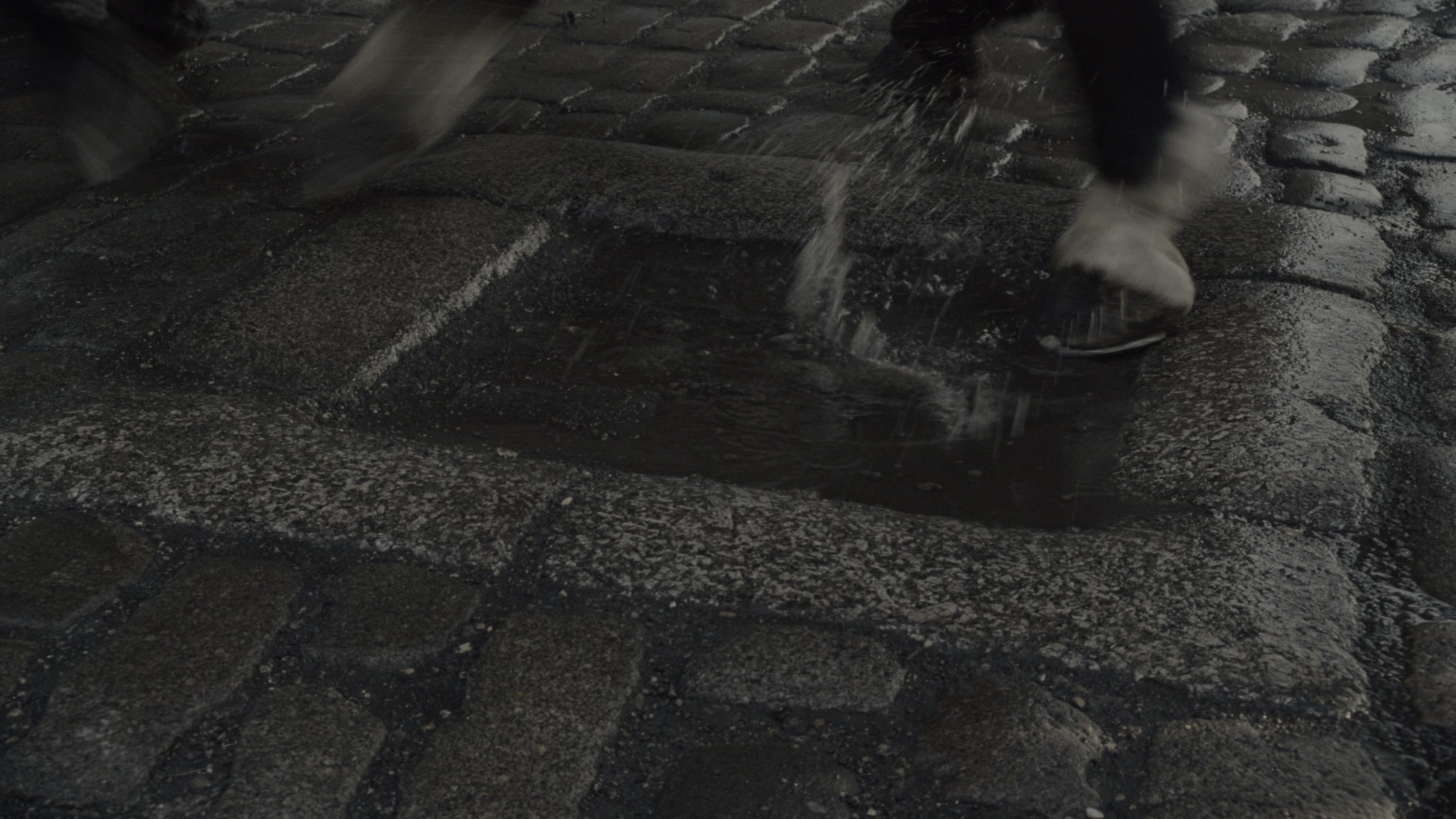 Sherlock Holmes (2009), wide, 1.78:1 — film still