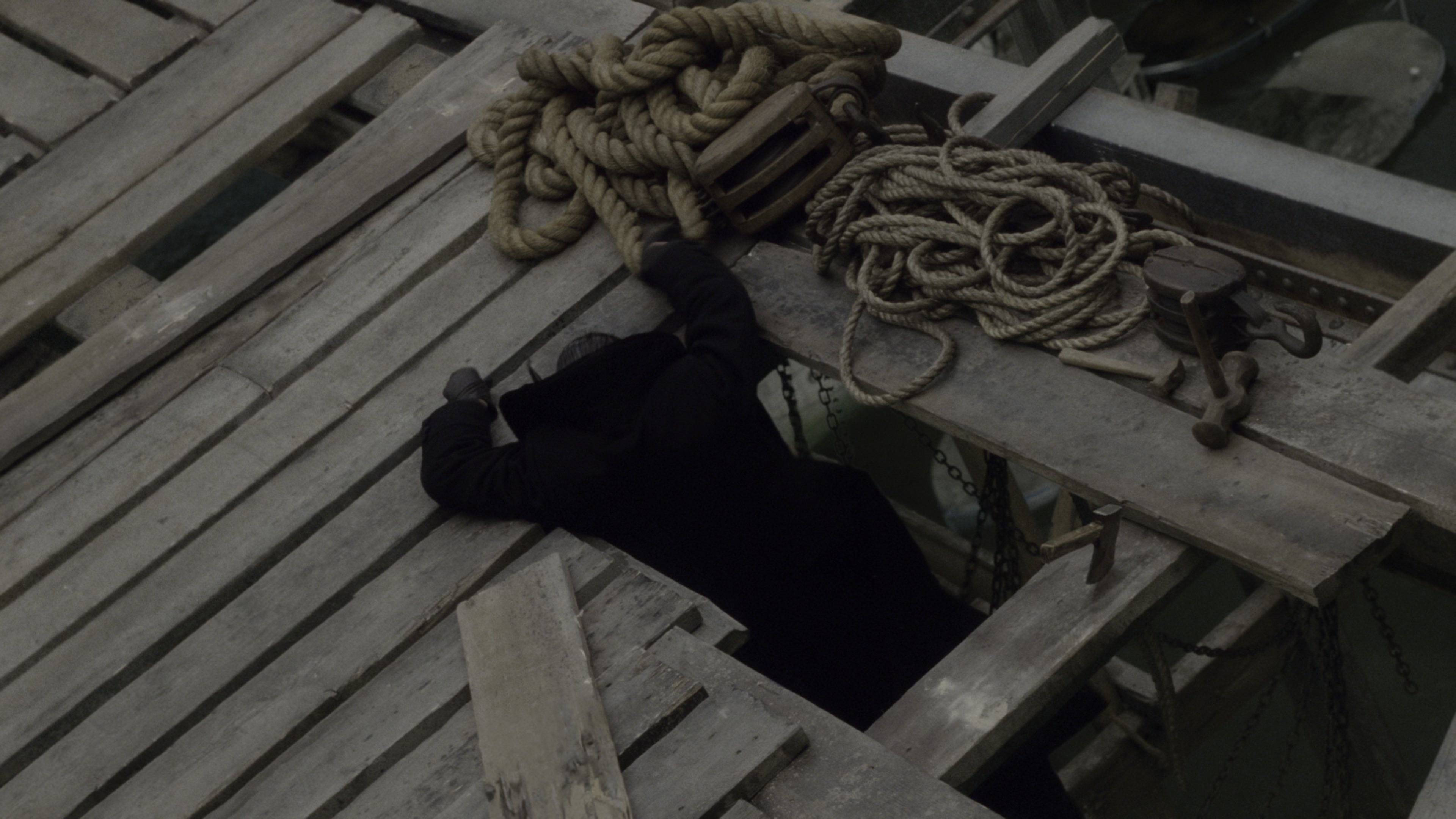 Sherlock Holmes (2009), wide, 1.78:1 — film still