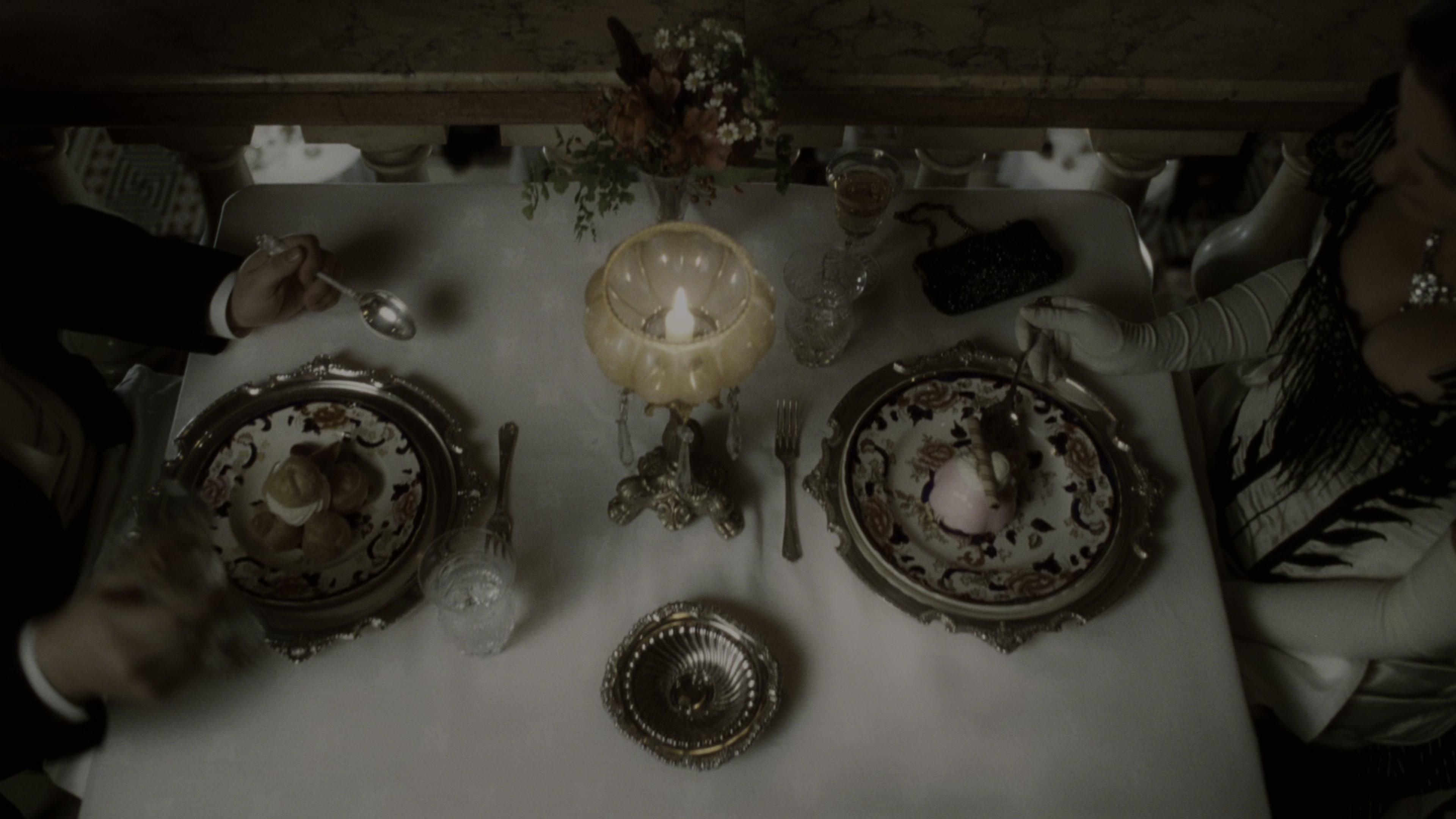 Sherlock Holmes (2009), wide, 1.78:1 — film still