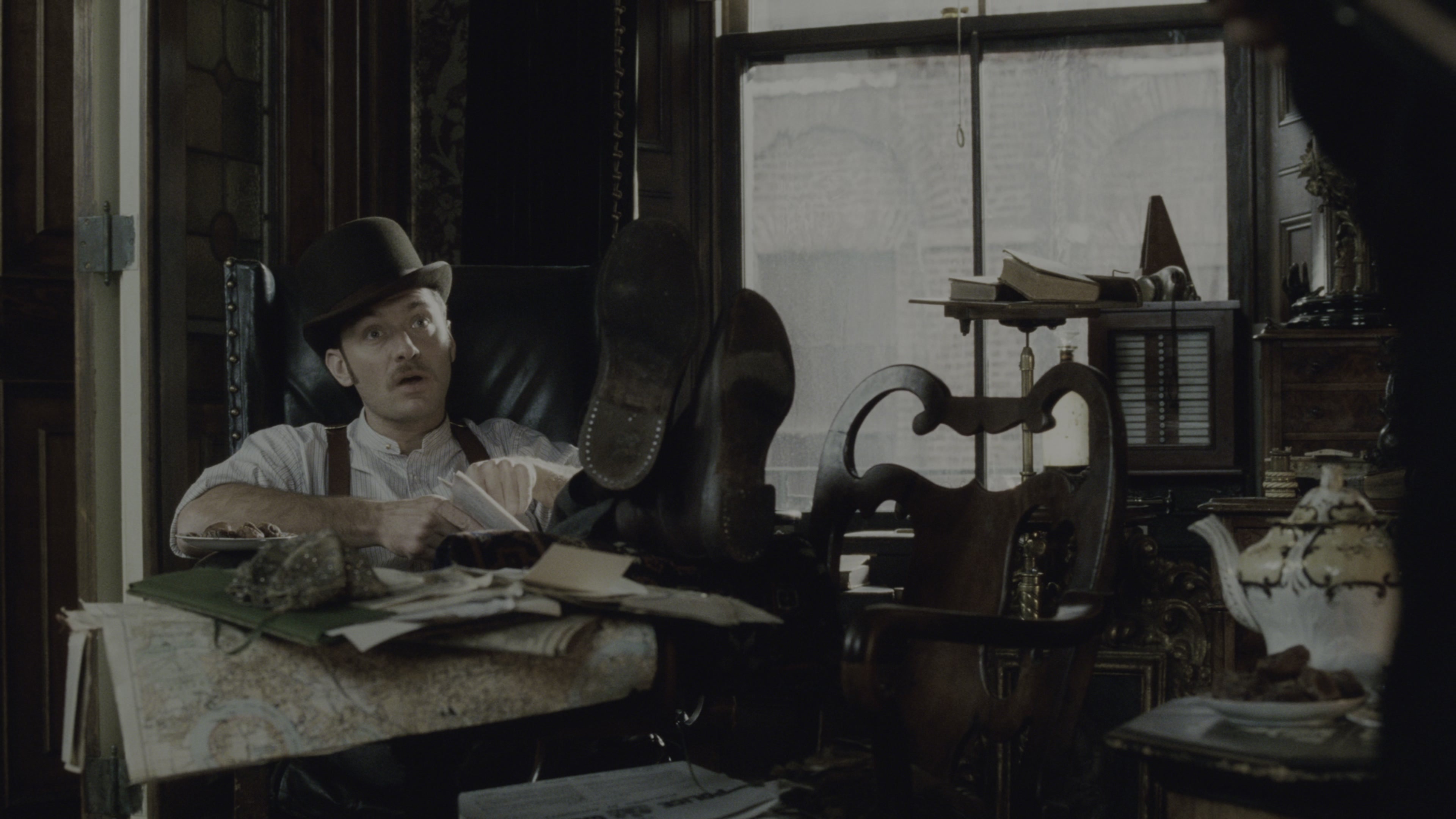 Sherlock Holmes (2009), wide, 1.78:1 — film still