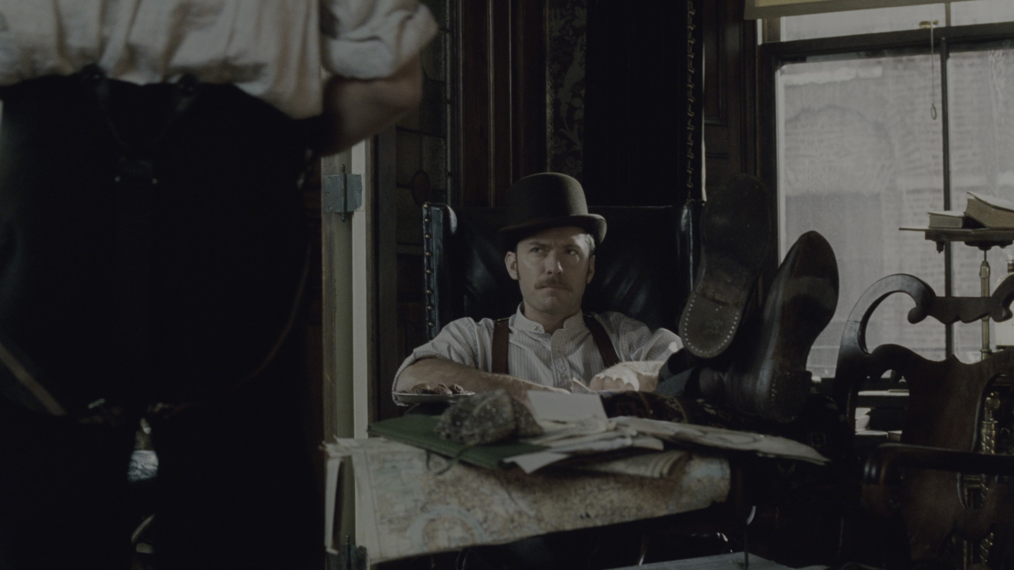 Sherlock Holmes (2009), wide, 1.78:1 — film still