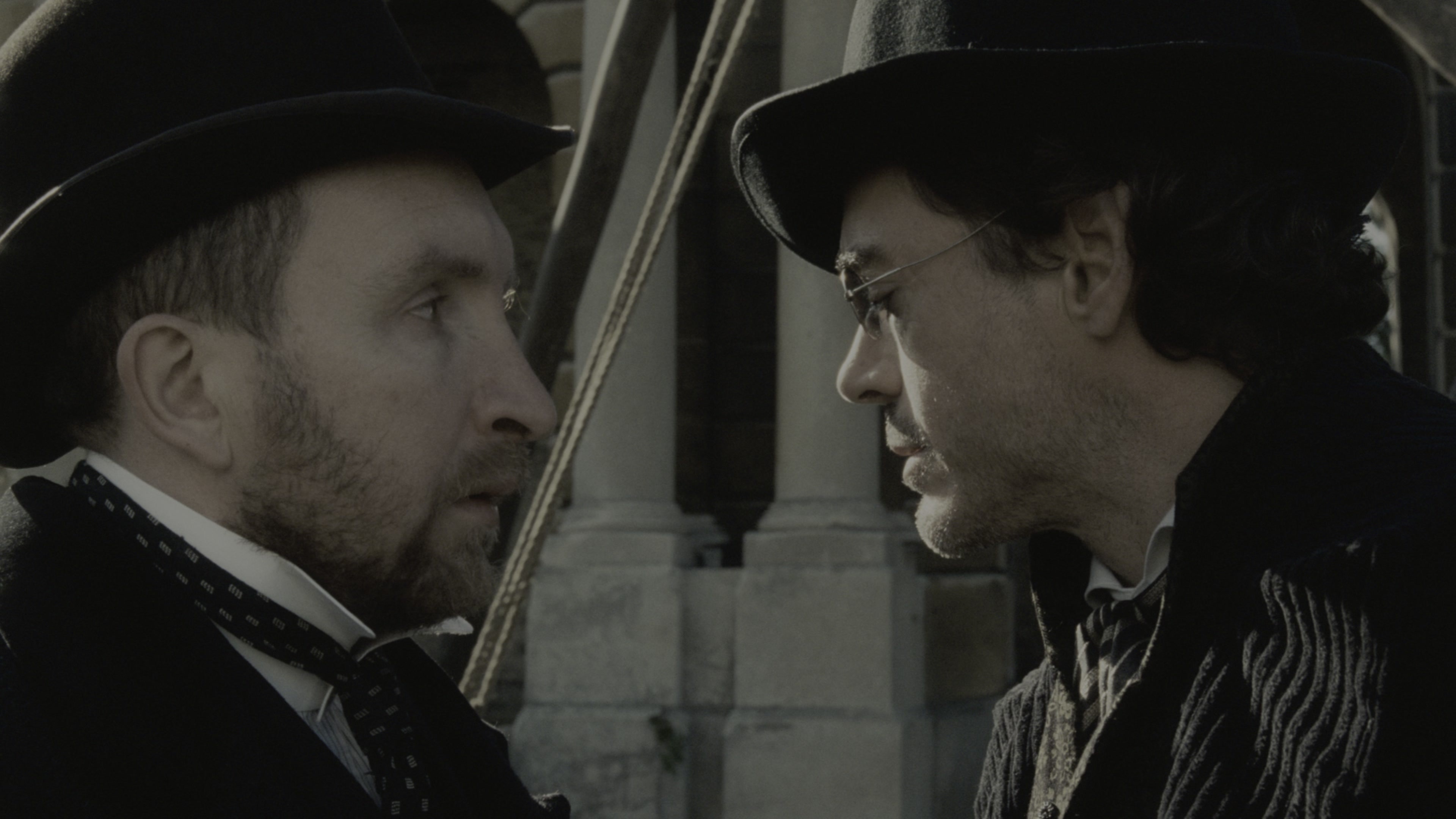 Sherlock Holmes (2009), medium, 1.78:1 — film still