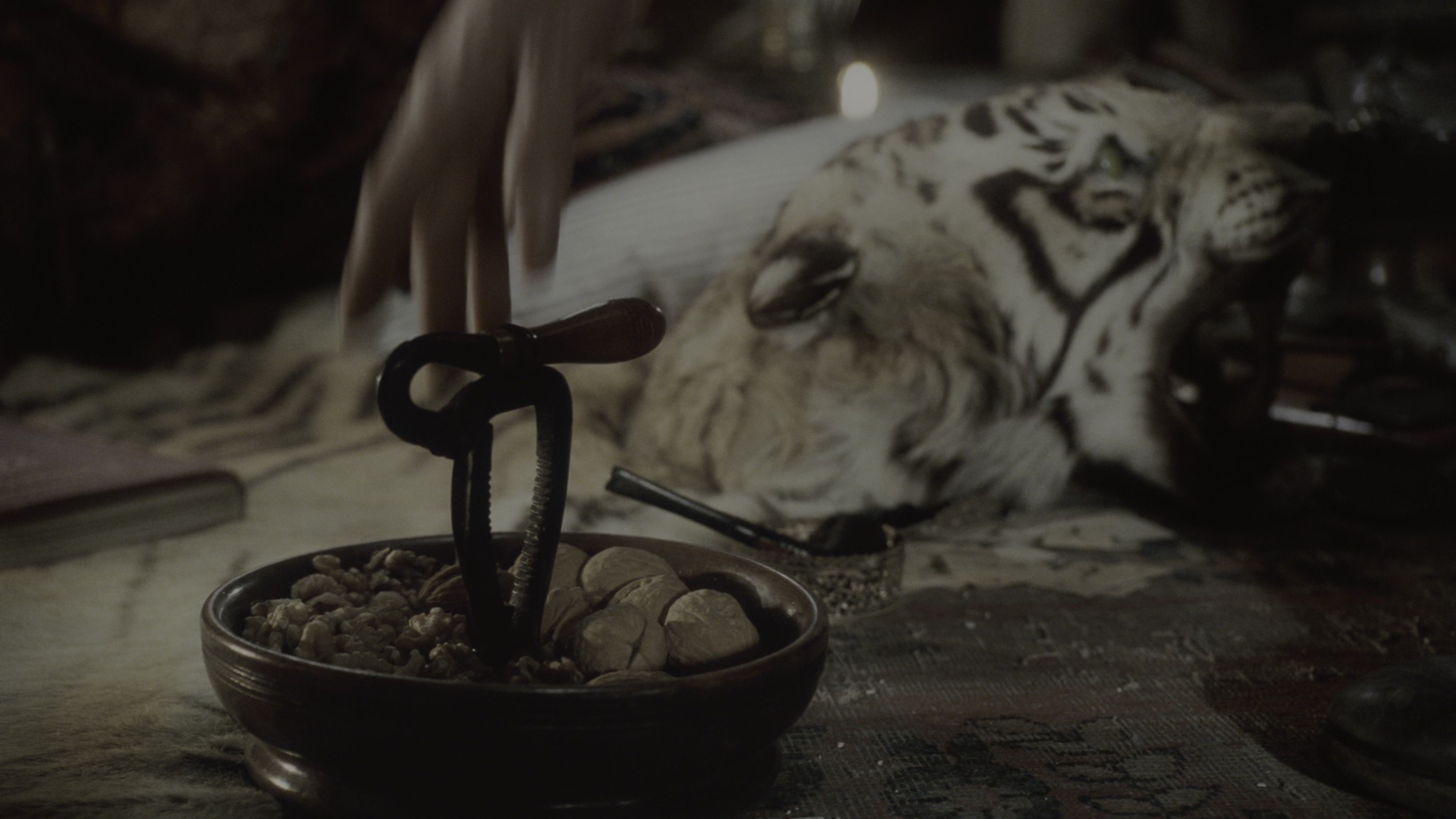 Sherlock Holmes (2009), wide, 1.78:1 — film still