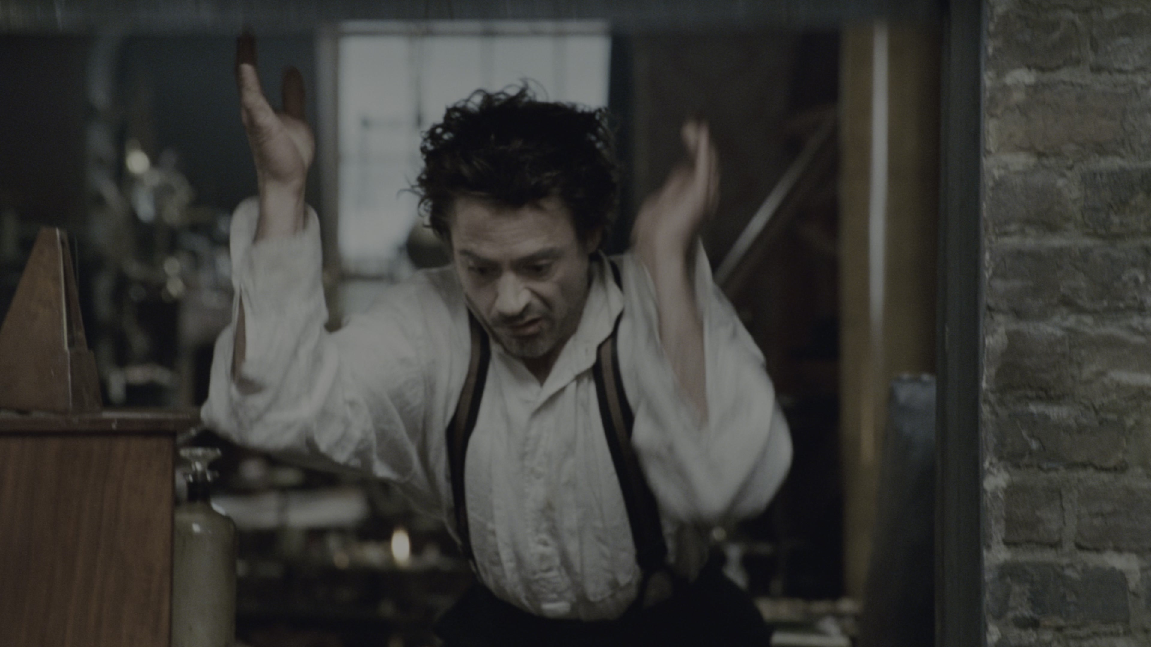 Sherlock Holmes (2009), wide, 1.78:1 — film still