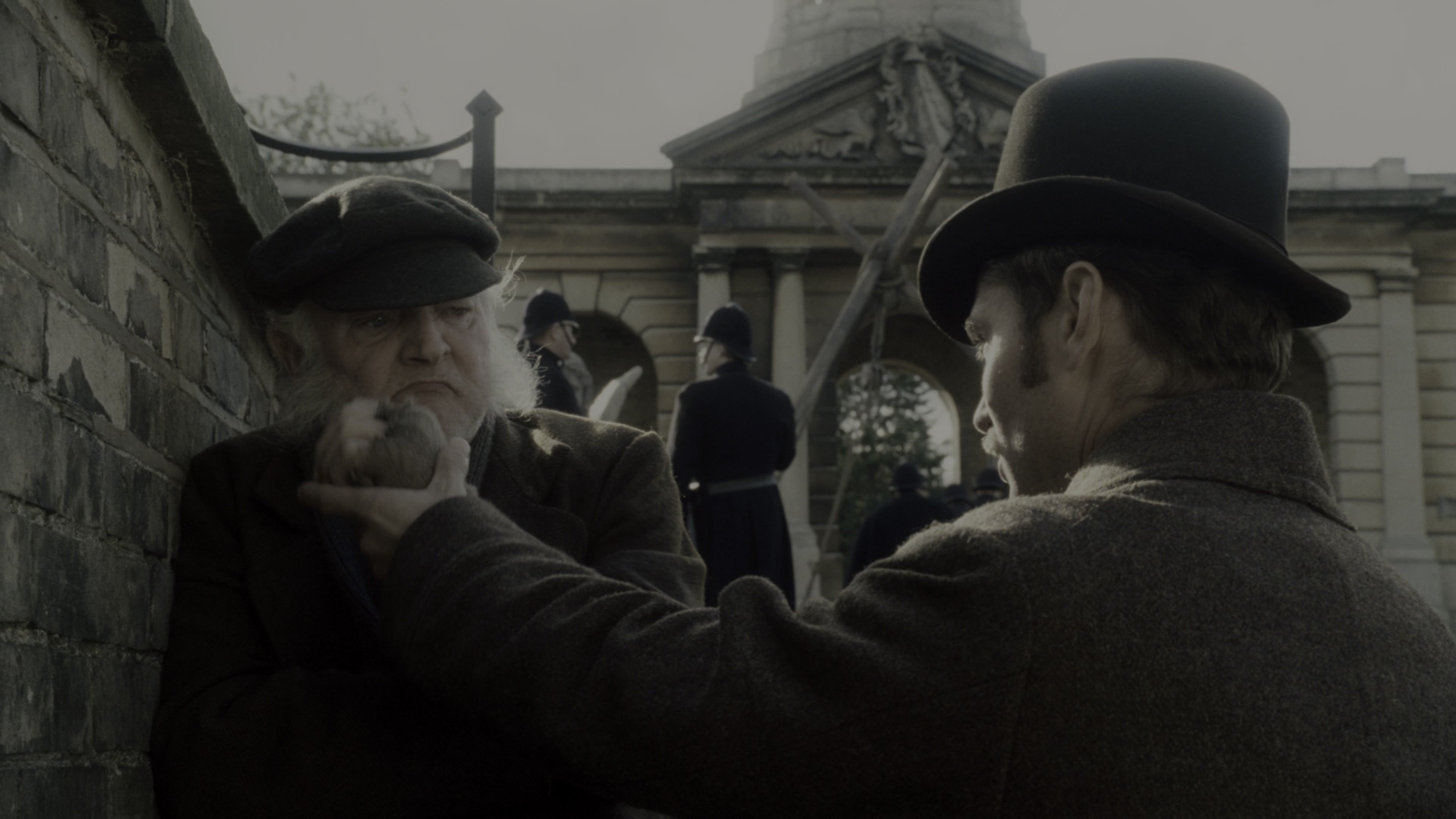 Sherlock Holmes (2009), wide, 1.78:1 — film still