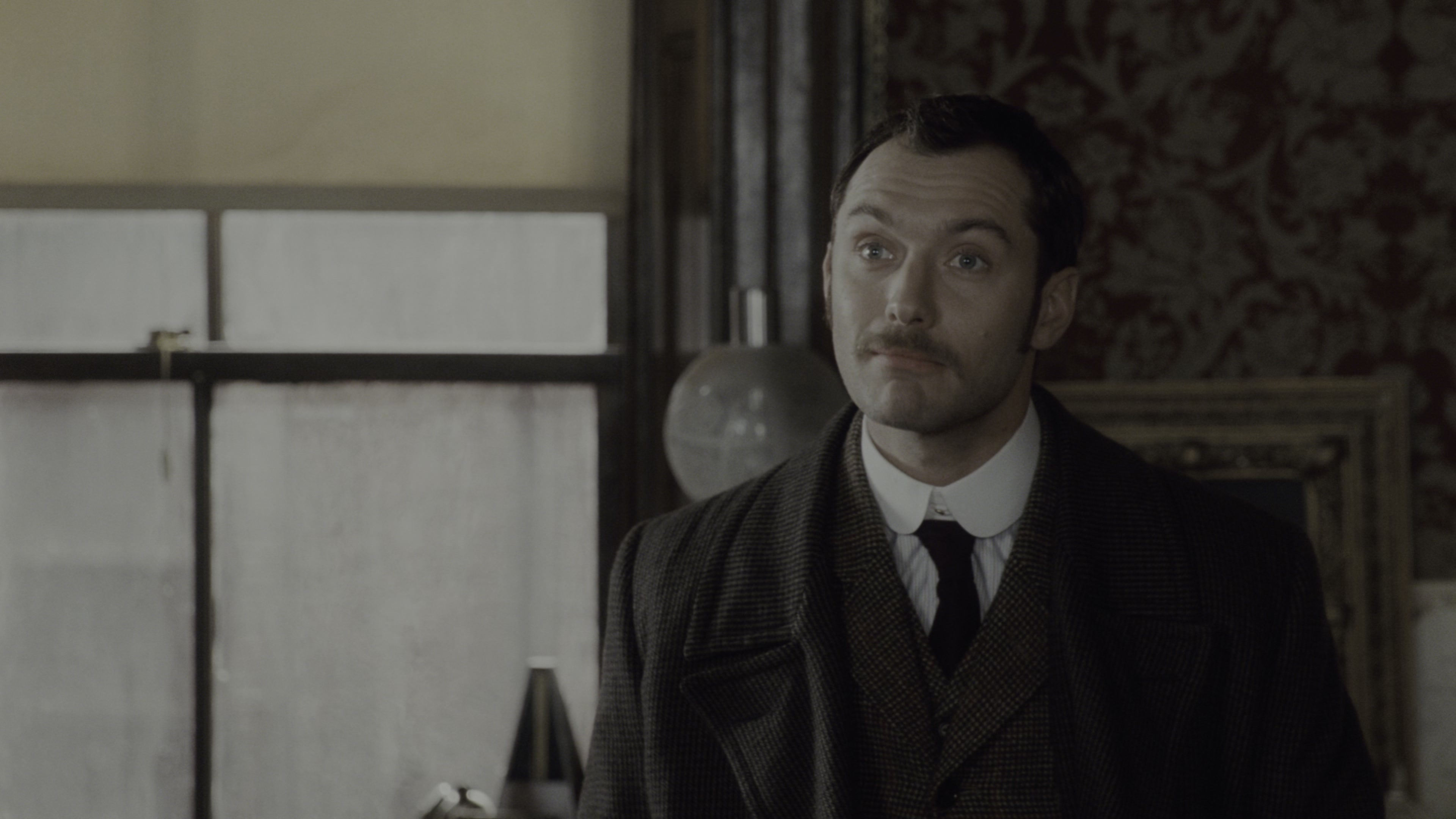Sherlock Holmes (2009), wide, 1.78:1 — film still