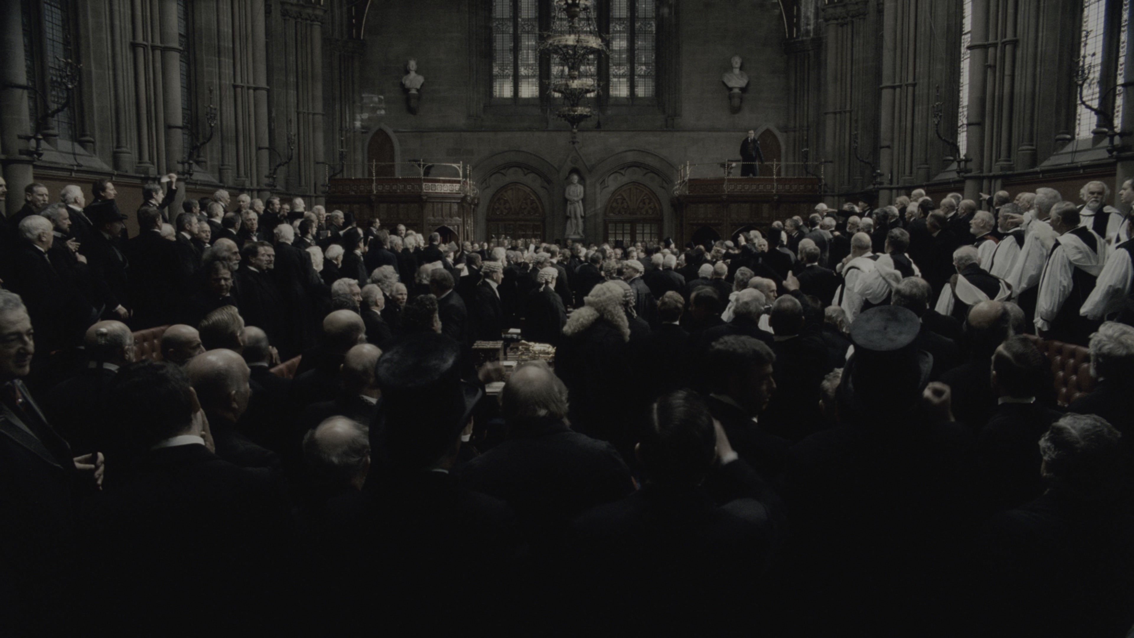 Sherlock Holmes (2009), wide, 1.78:1 — film still