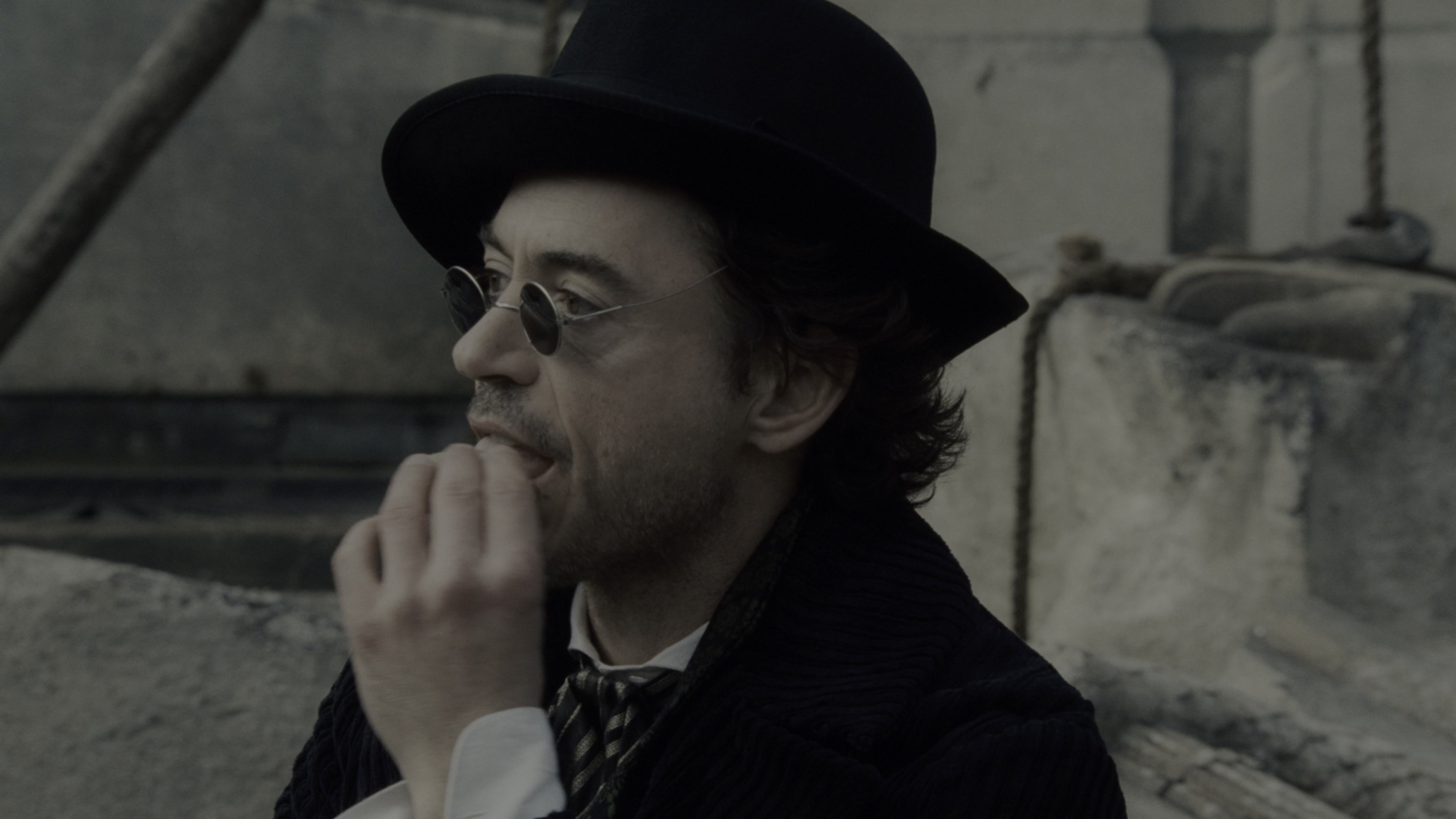 Sherlock Holmes (2009), wide, 1.78:1 — film still