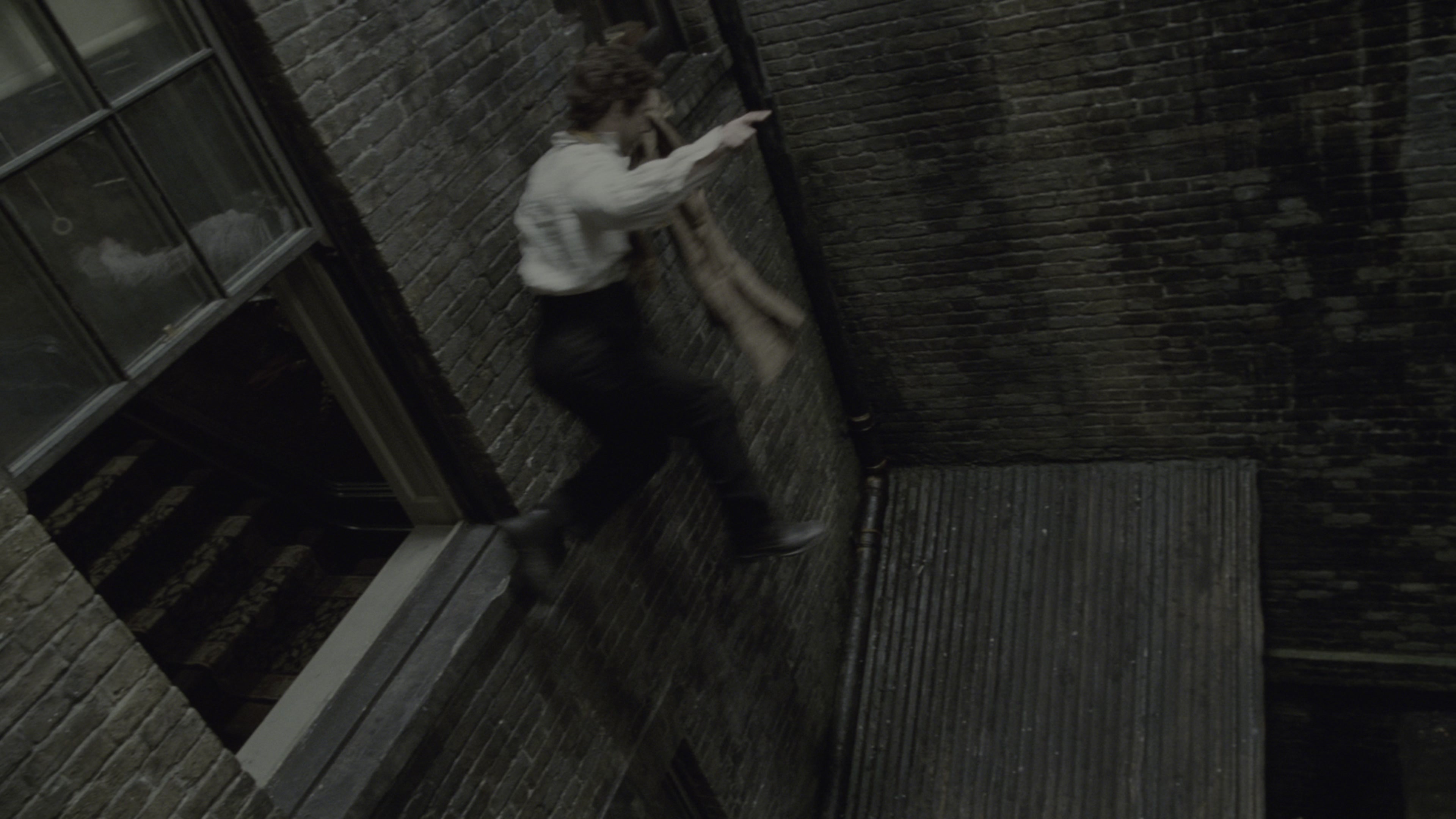 Sherlock Holmes (2009), wide, 1.78:1 — film still