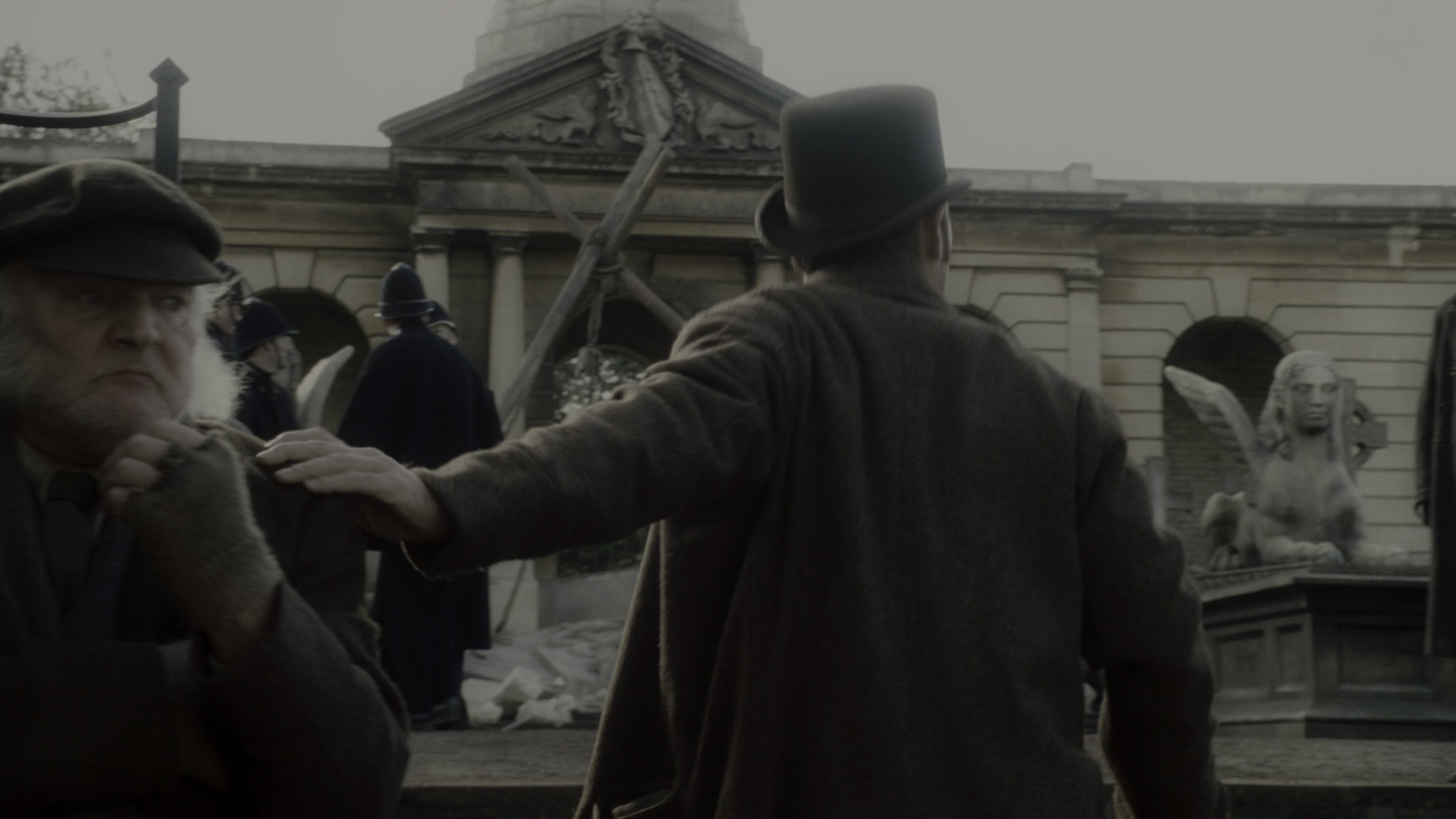 Sherlock Holmes (2009), wide, 1.78:1 — film still