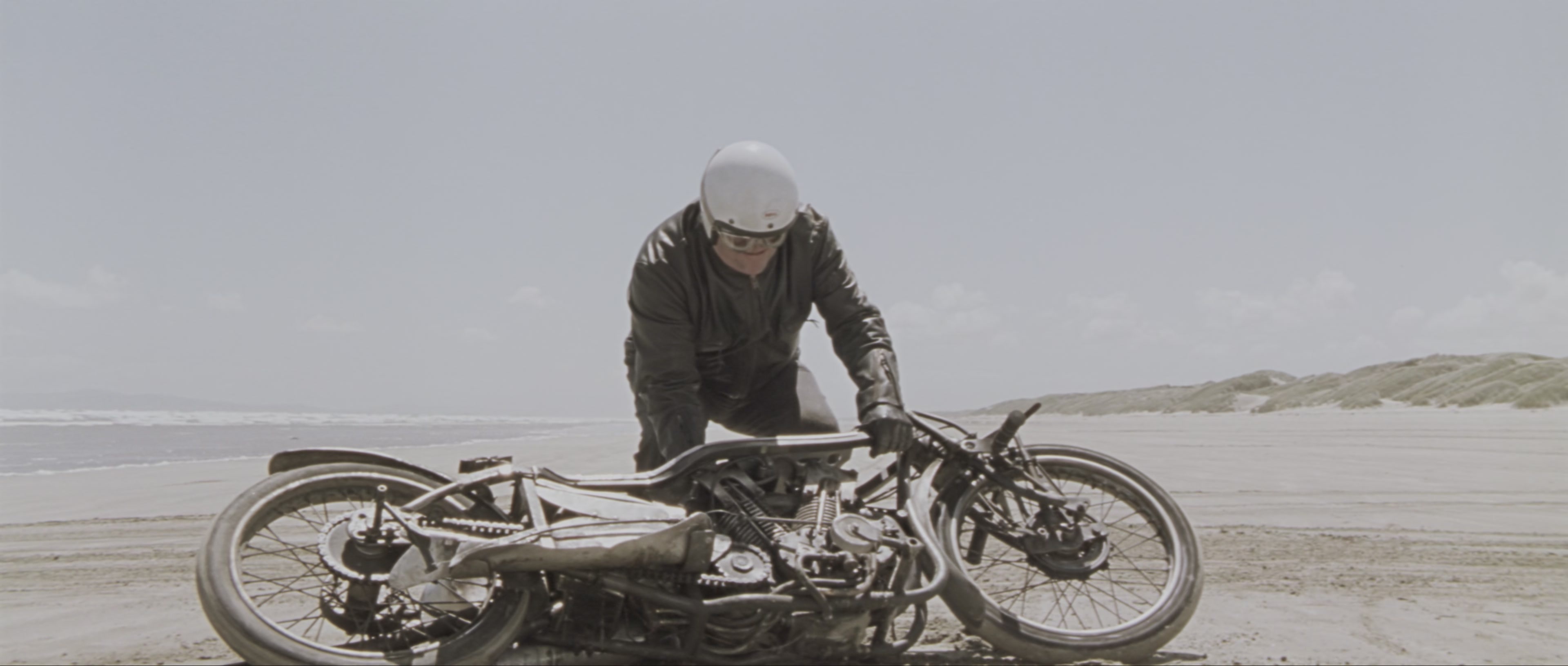 The World's Fastest Indian (2005), wide, 2.35:1 — film still