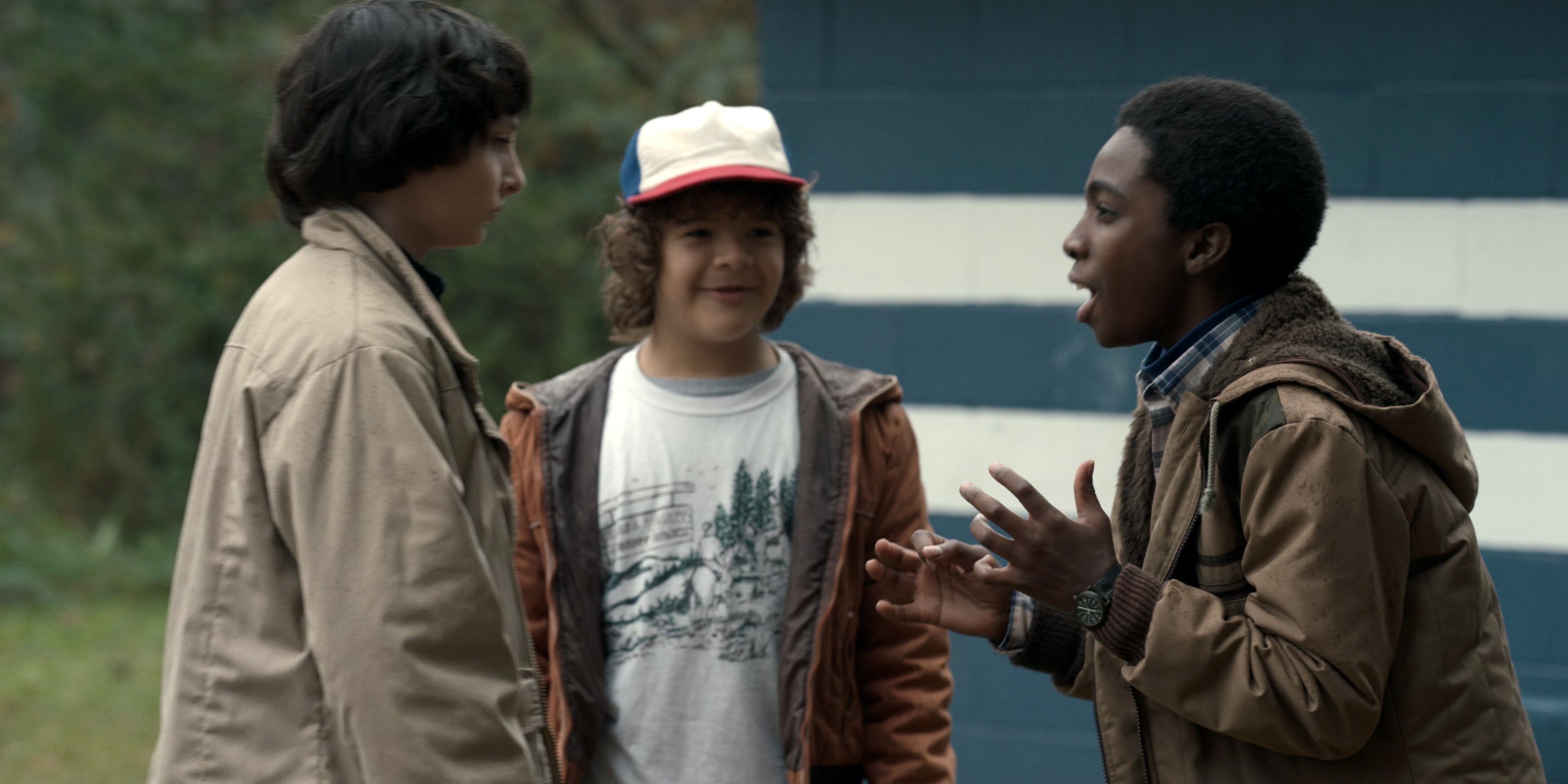 Stranger Things (2016), wide, 2.00:1 — film still