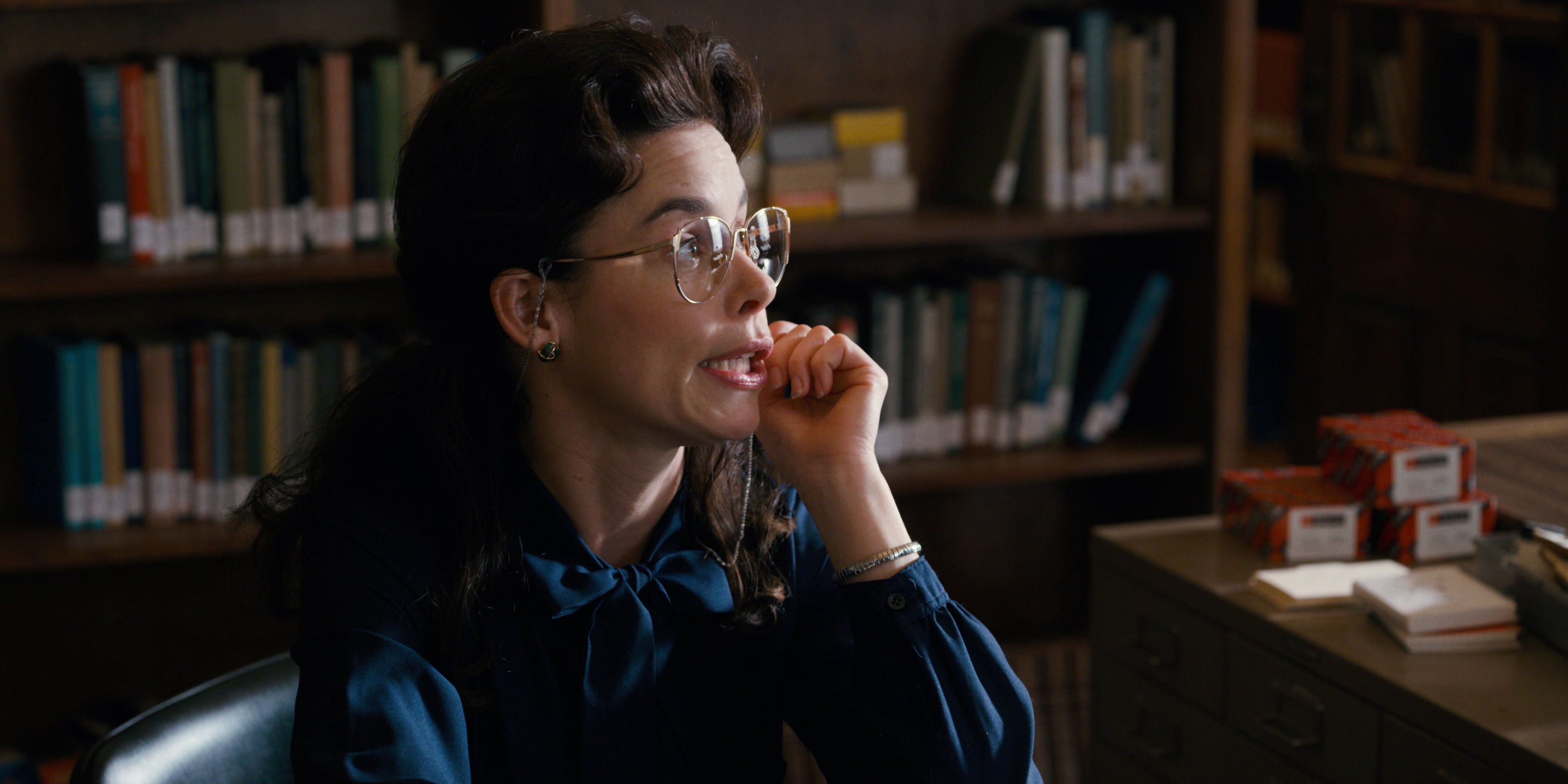 Stranger Things (2016), wide, 2.00:1 — film still