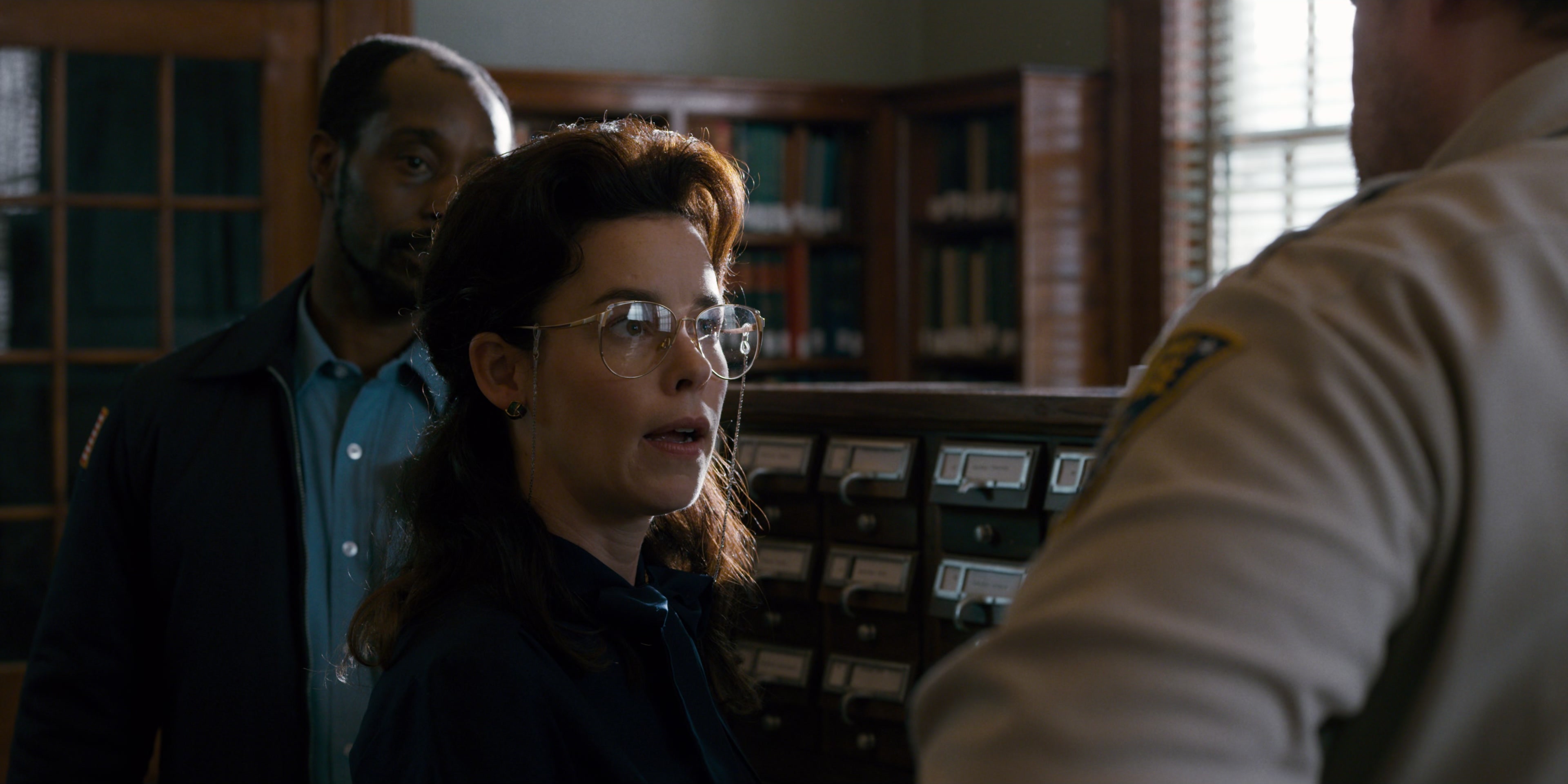 Stranger Things (2016), wide, 2.00:1 — film still