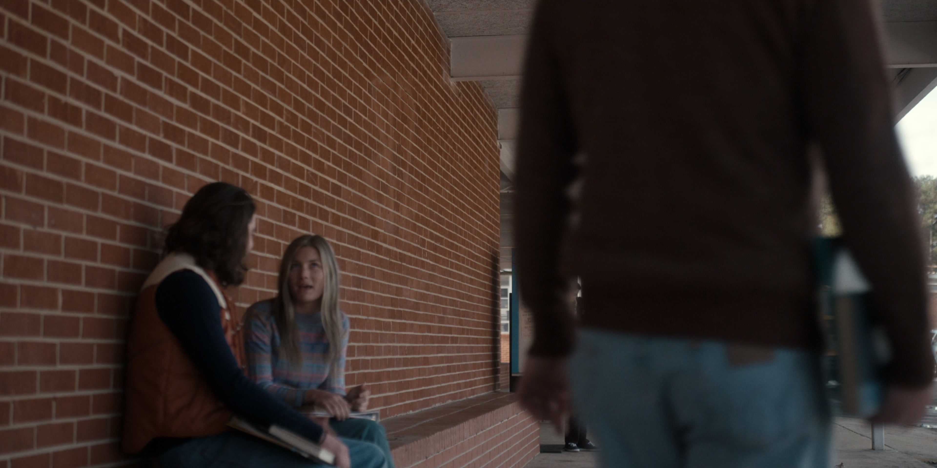 Stranger Things (2016), wide, 2.00:1 — film still