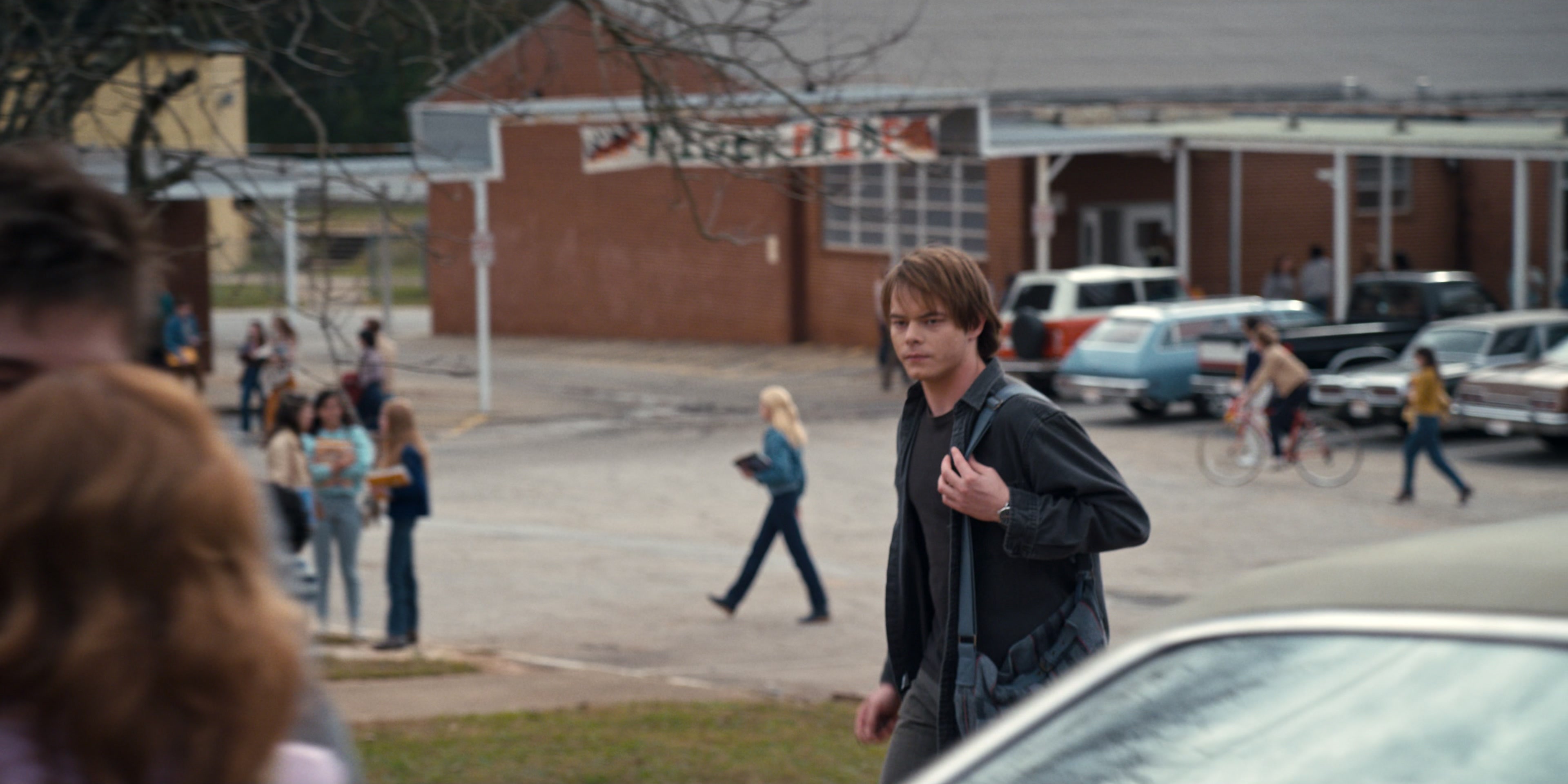 Stranger Things (2016), wide, 2.00:1 — film still
