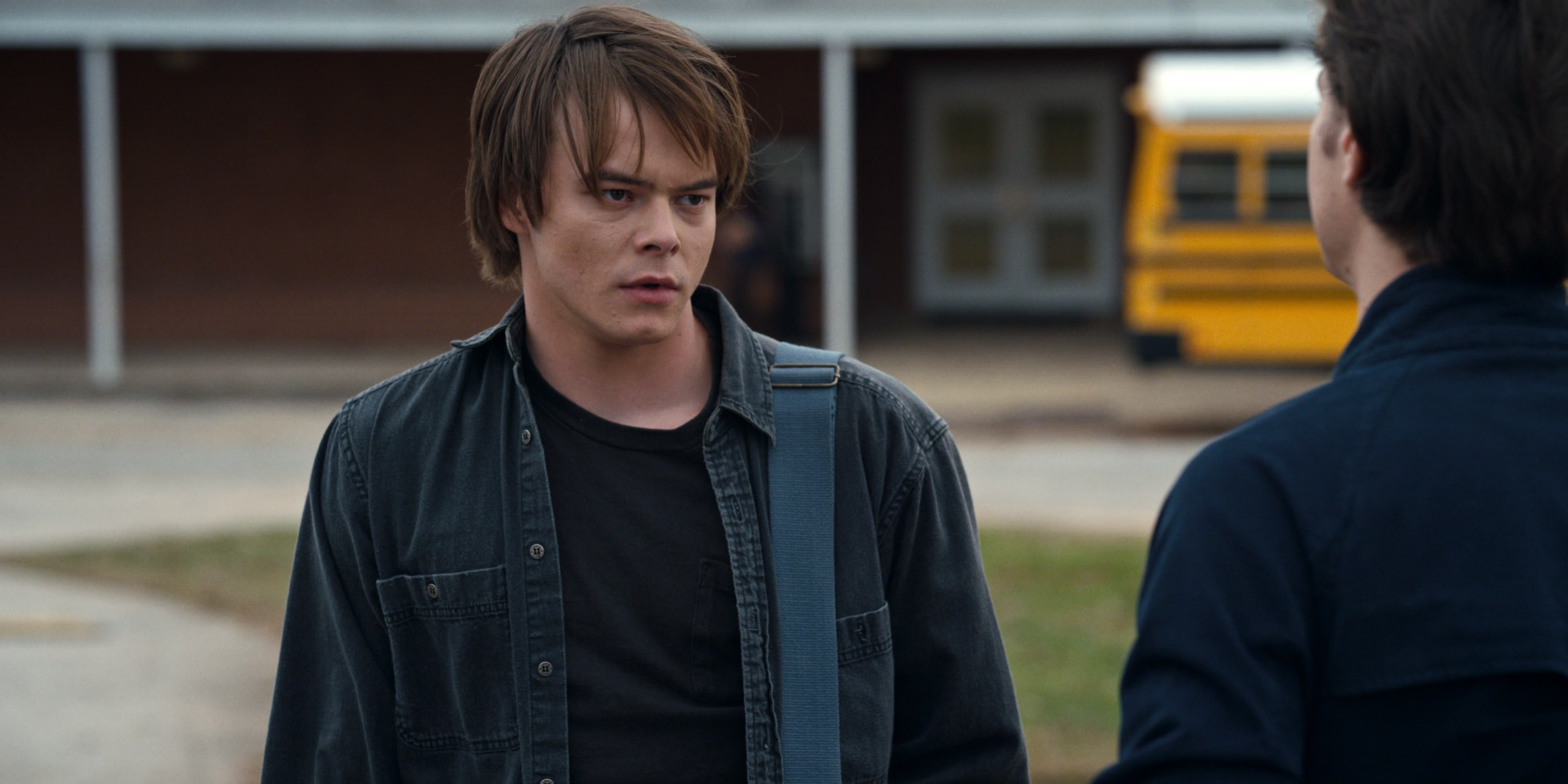 Stranger Things (2016), wide, 2.00:1 — film still