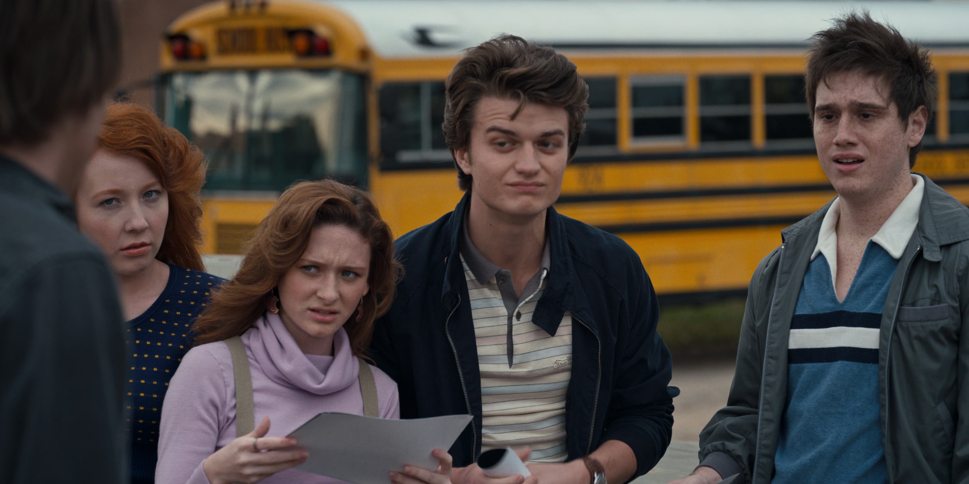 Stranger Things (2016), wide, 2.00:1 — film still