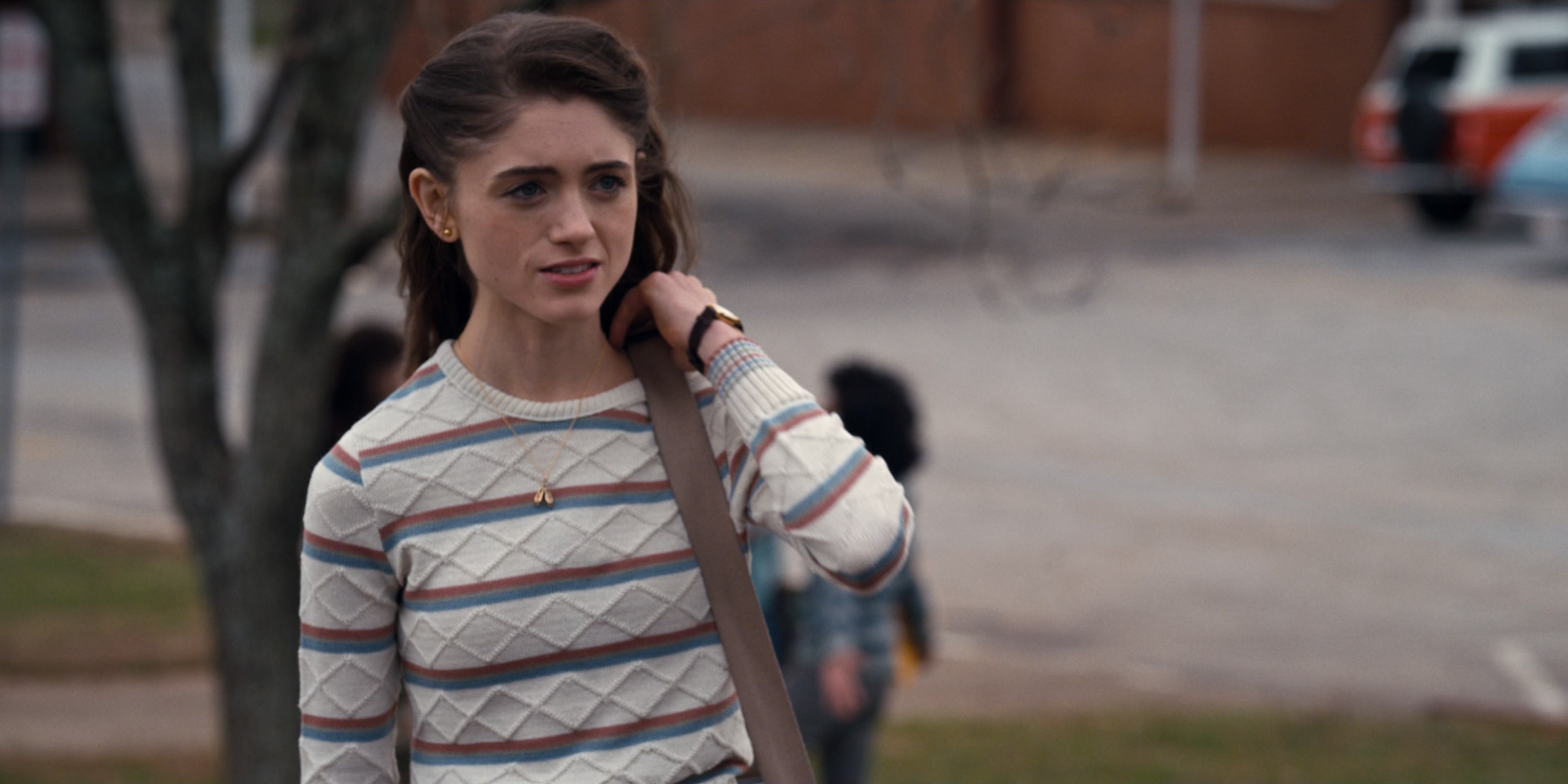 Stranger Things (2016), wide, 2.00:1 — film still