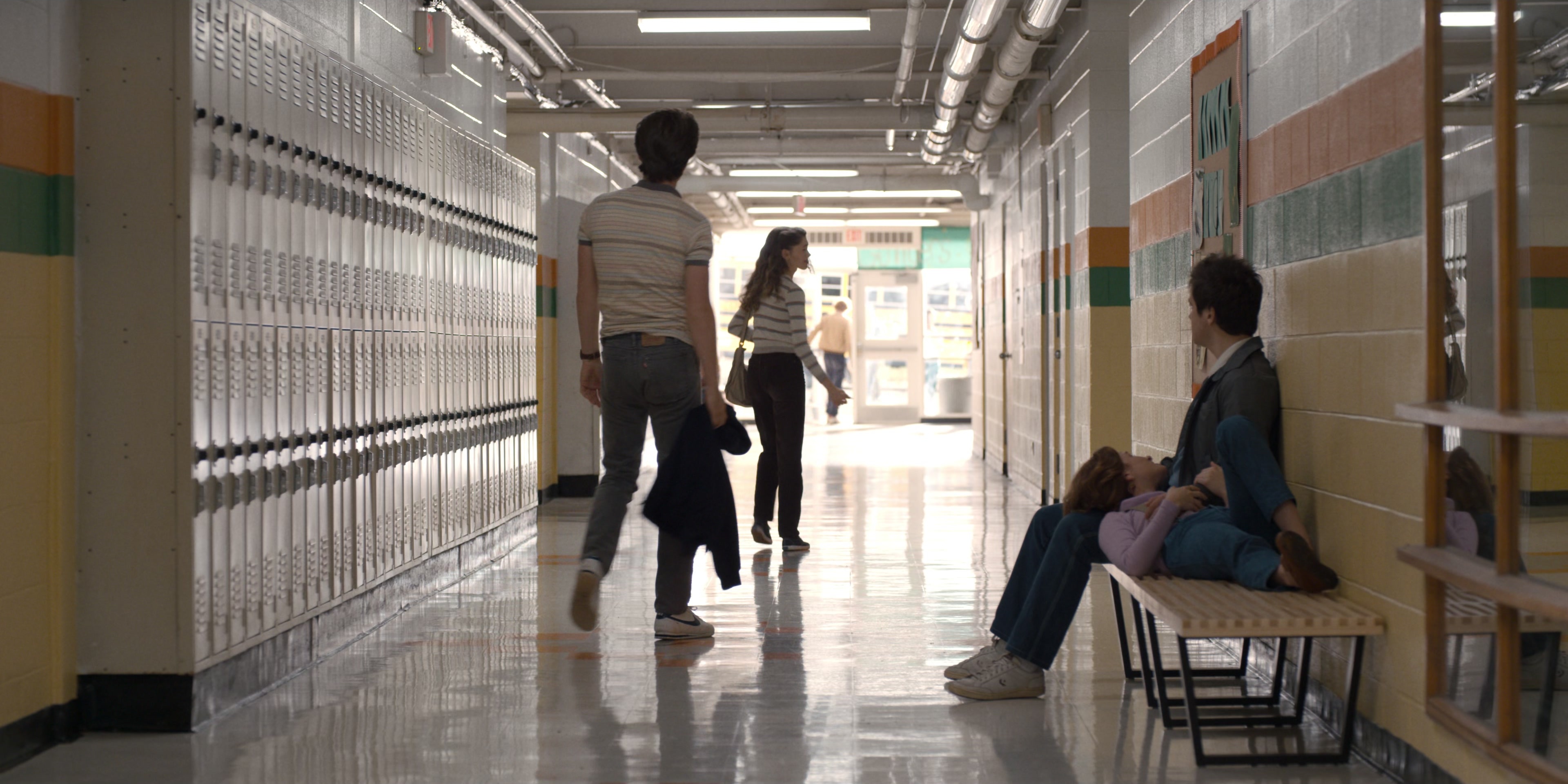 Stranger Things (2016), wide, 2.00:1 — film still