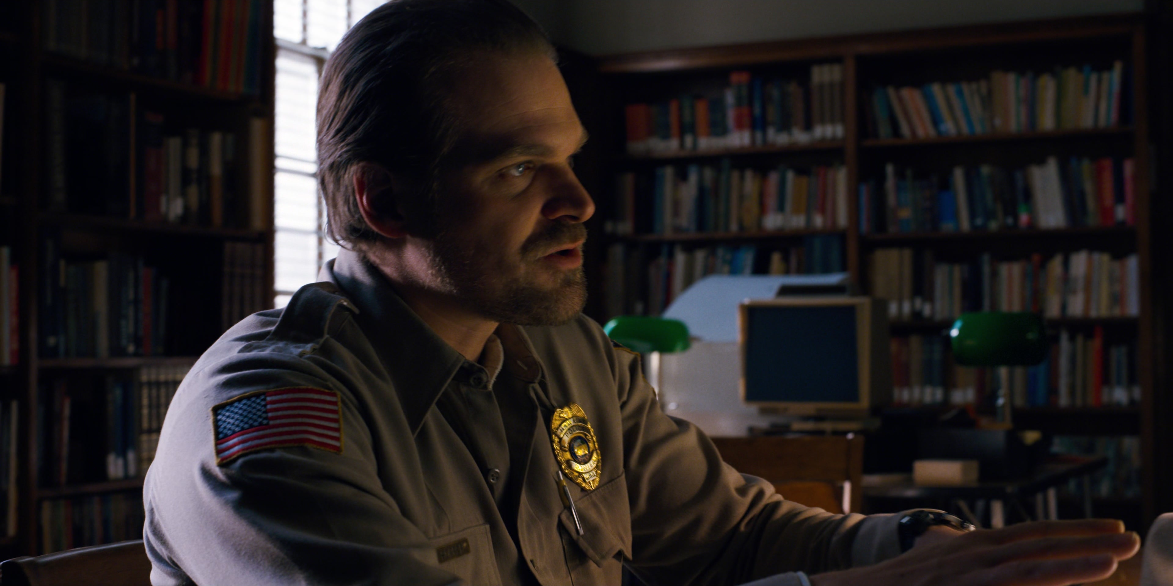 Stranger Things (2016), wide, 2.00:1 — film still