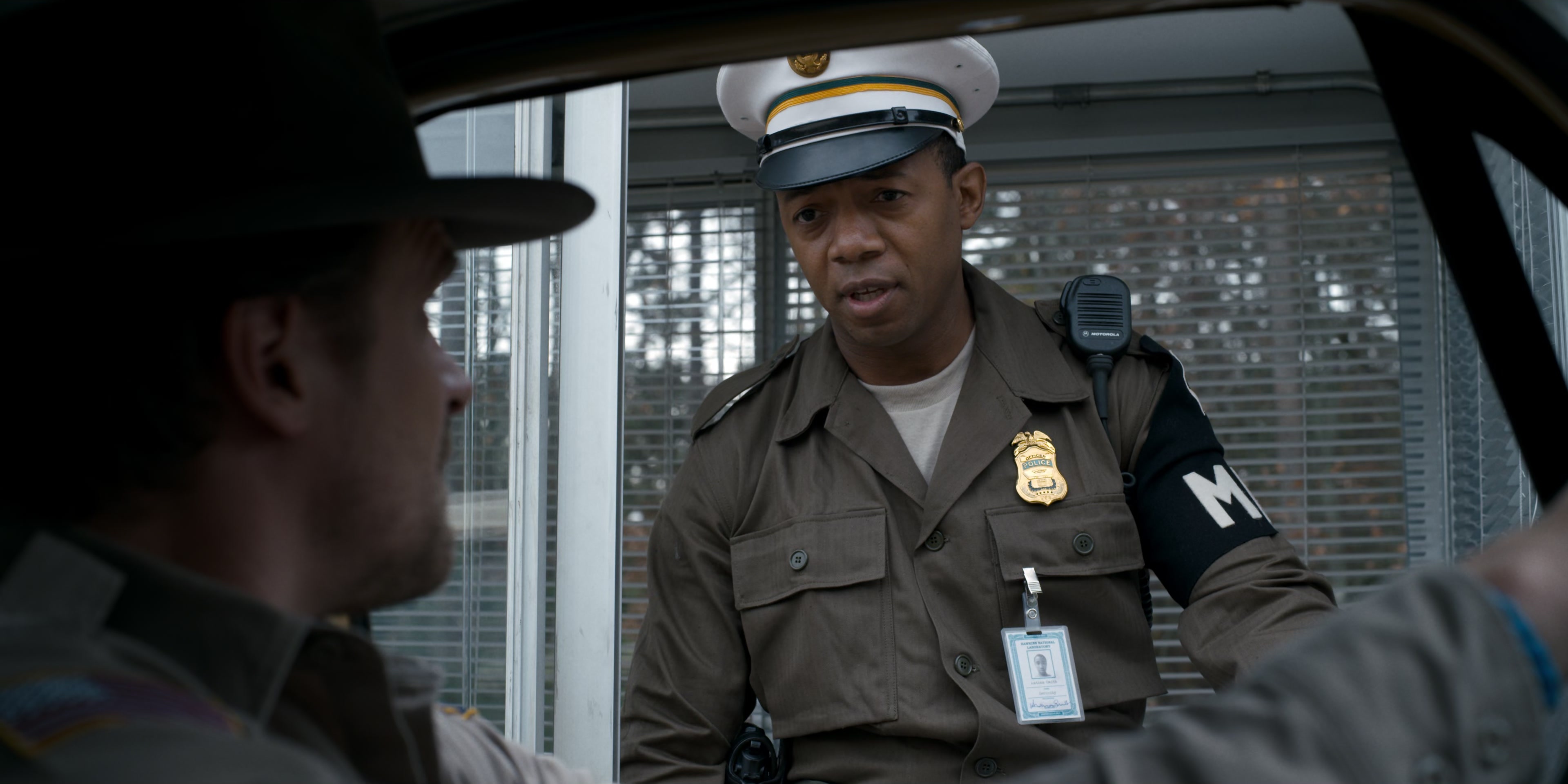 Stranger Things (2016), wide, 2.00:1 — film still