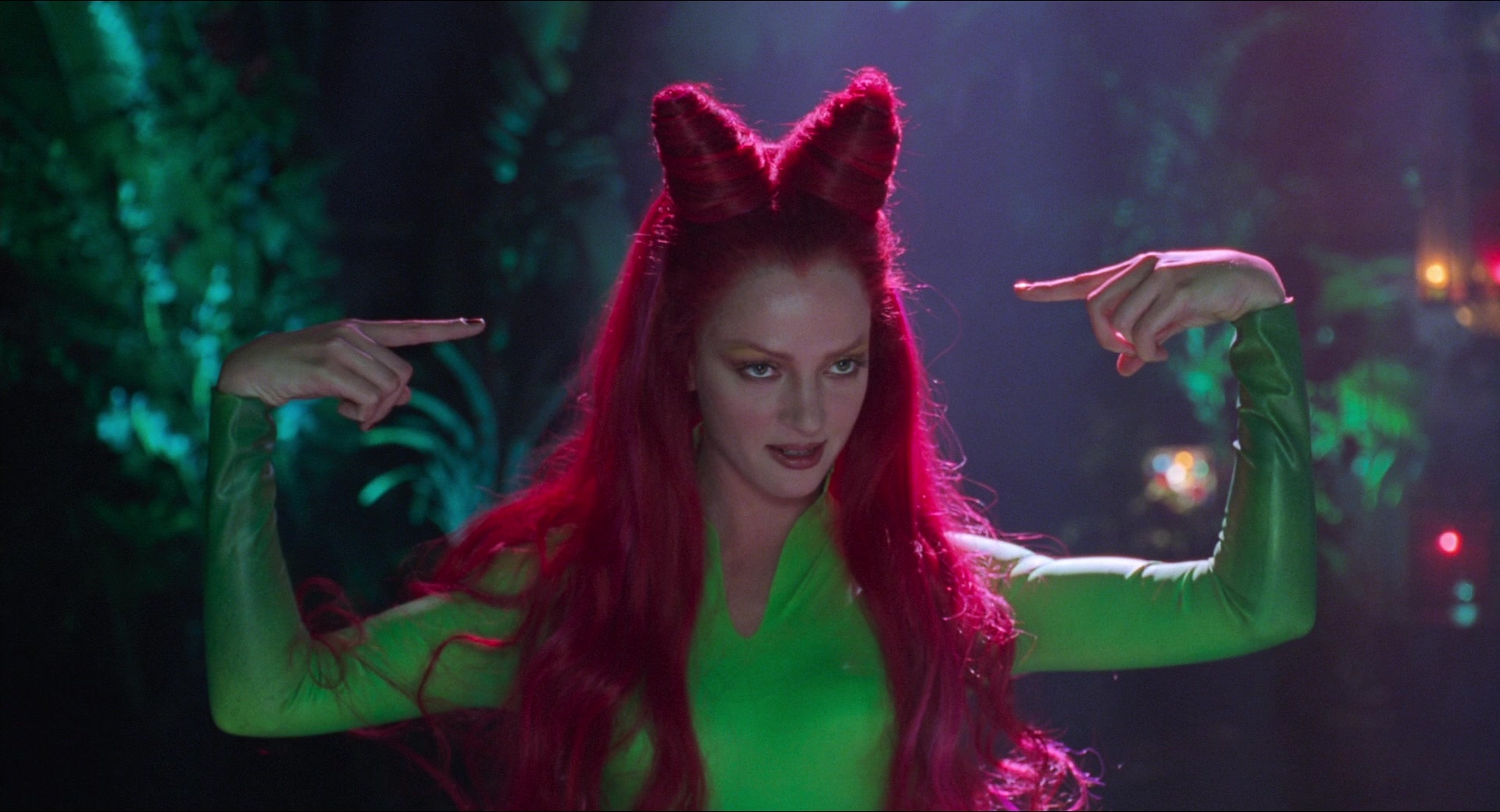 Batman & Robin (1997), wide, 1.85:1 — film still