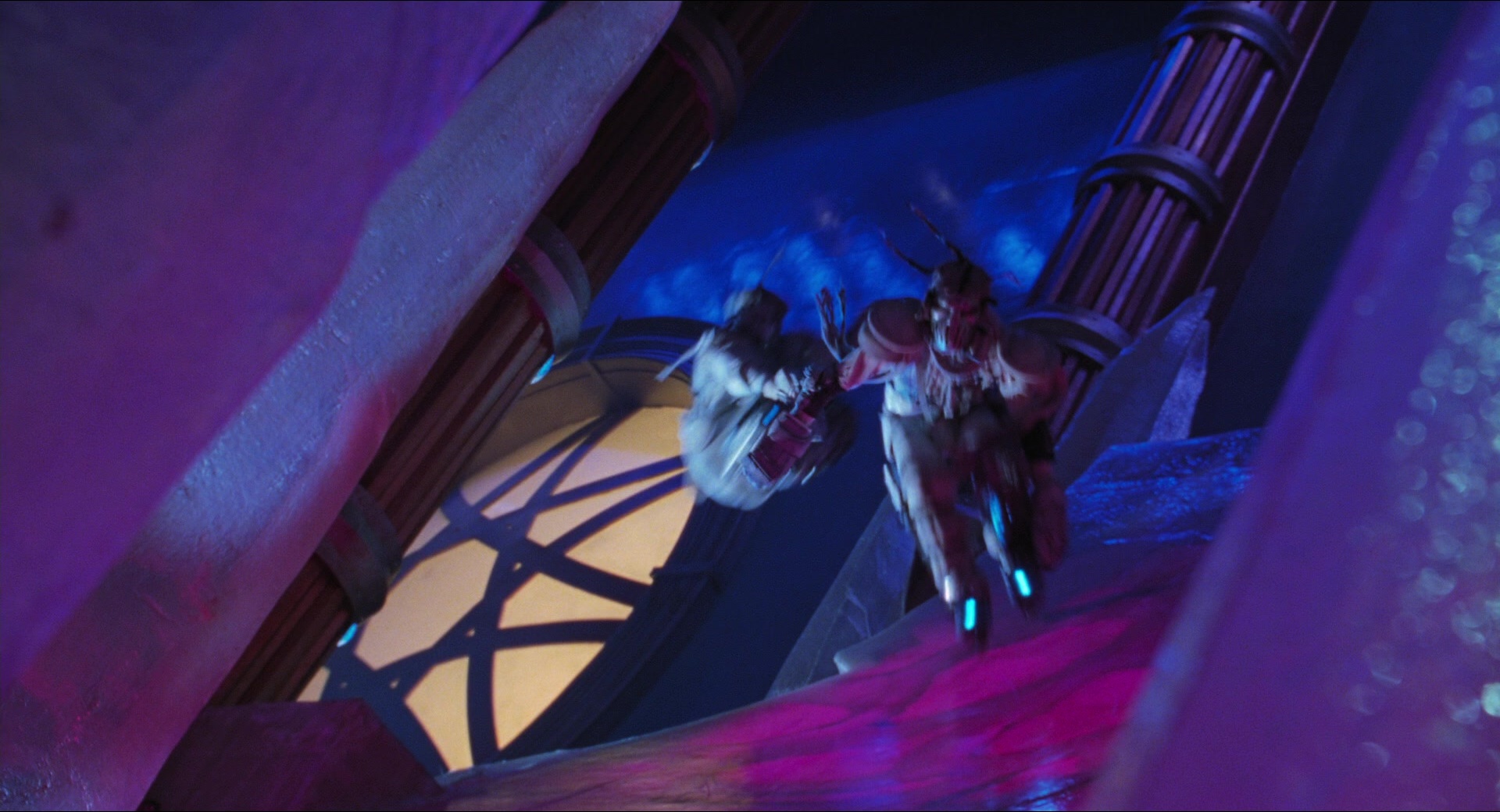 Batman & Robin (1997), wide, 1.85:1 — film still