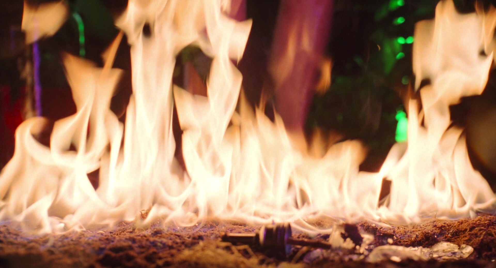 Batman & Robin (1997), wide, 1.85:1 — film still