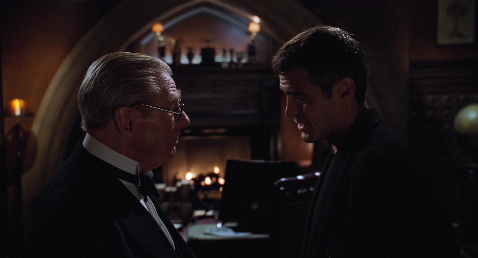 Batman & Robin (1997), wide, 1.85:1 — film still