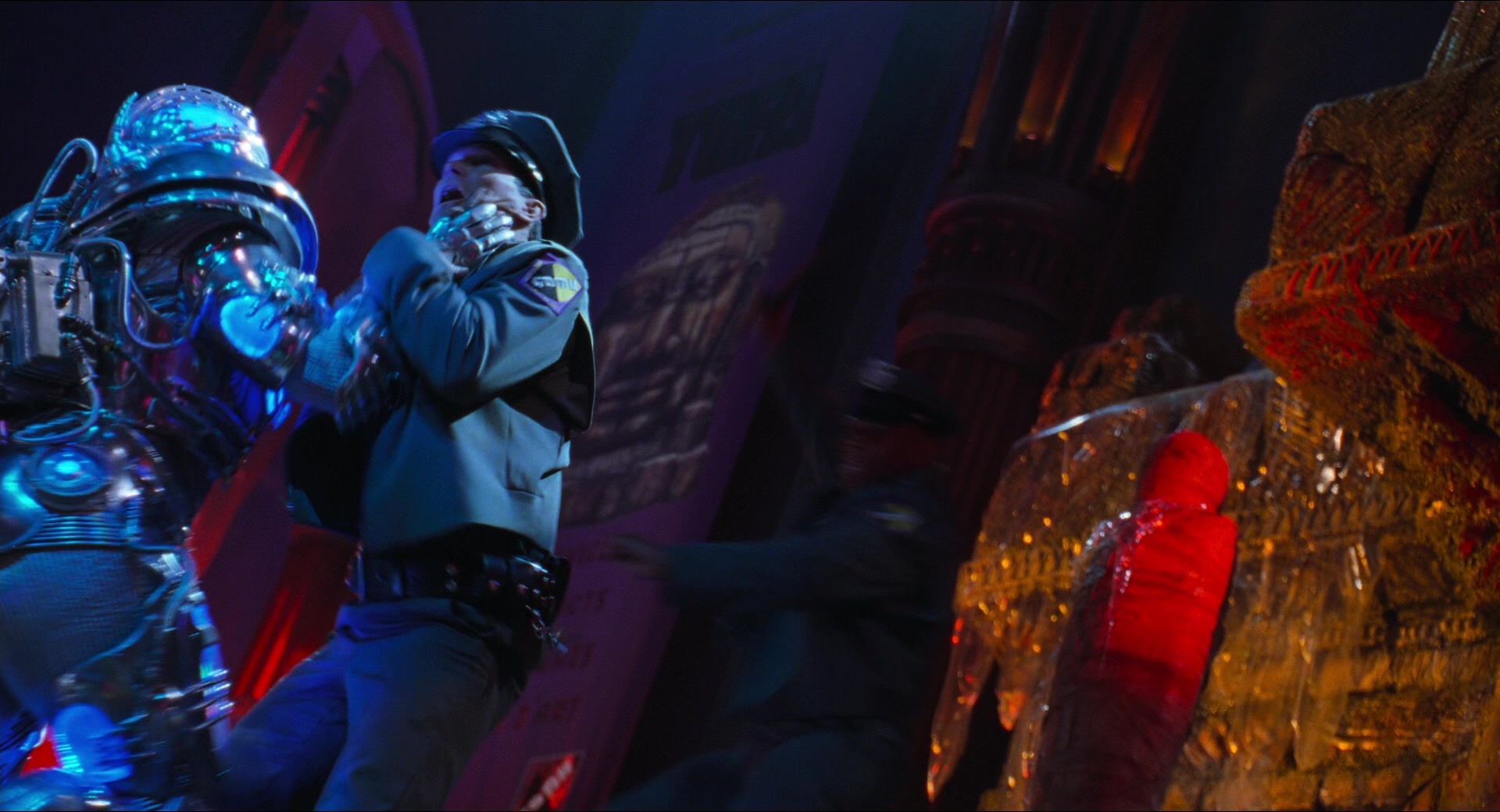 Batman & Robin (1997), unknown, 1.85:1 — film still