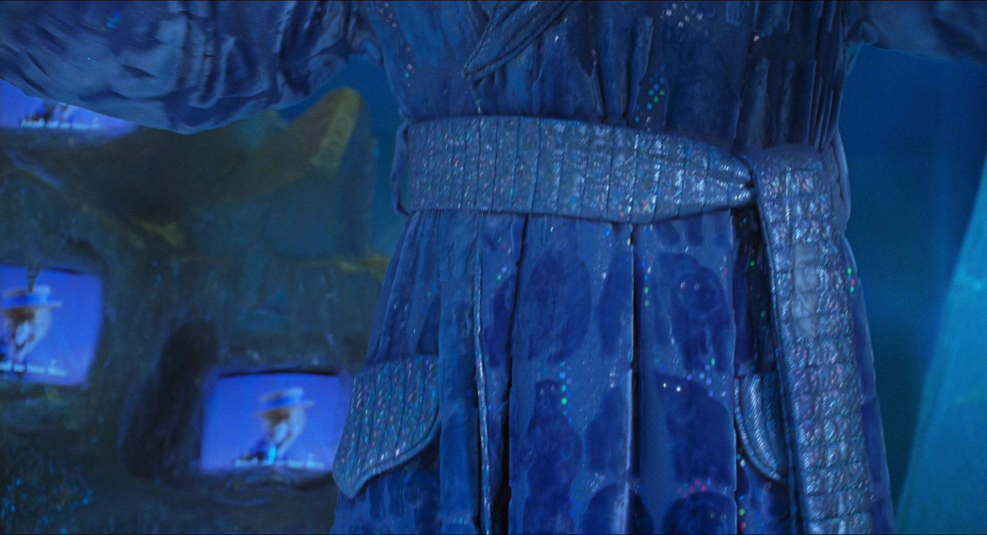 Batman & Robin (1997), wide, 1.85:1 — film still