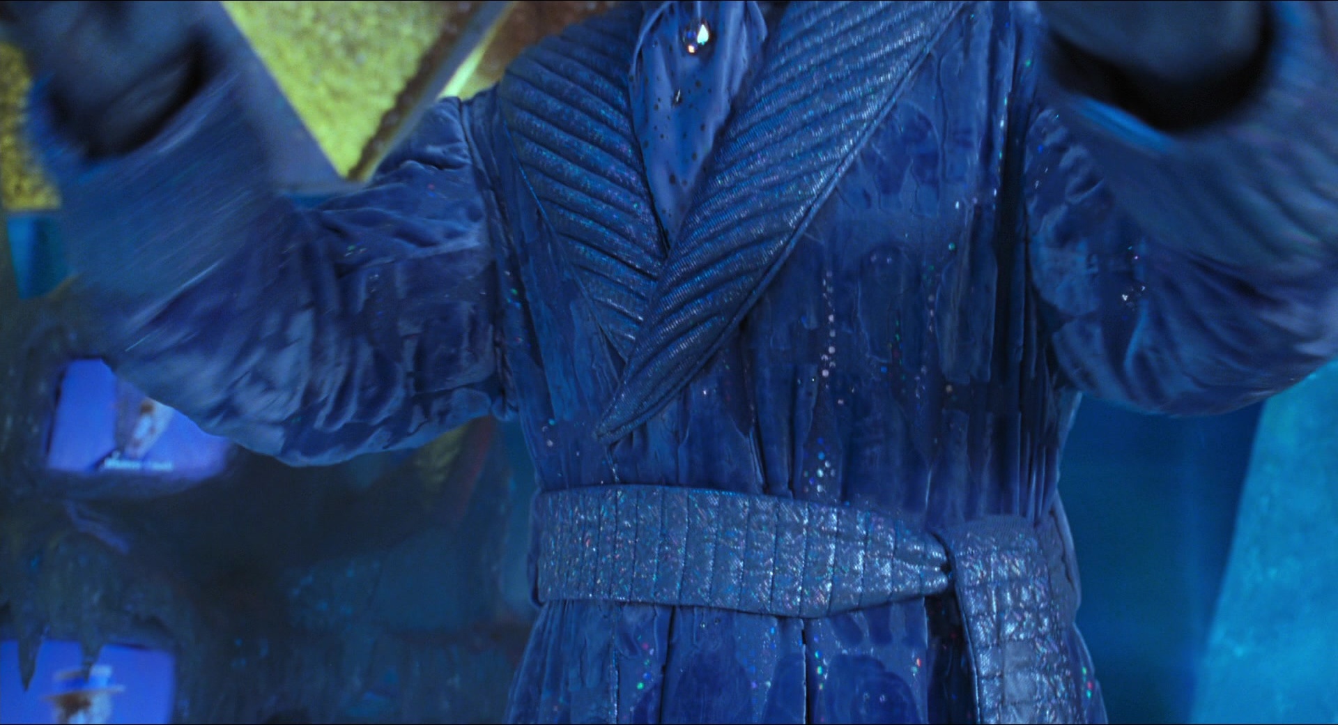 Batman & Robin (1997), wide, 1.85:1 — film still