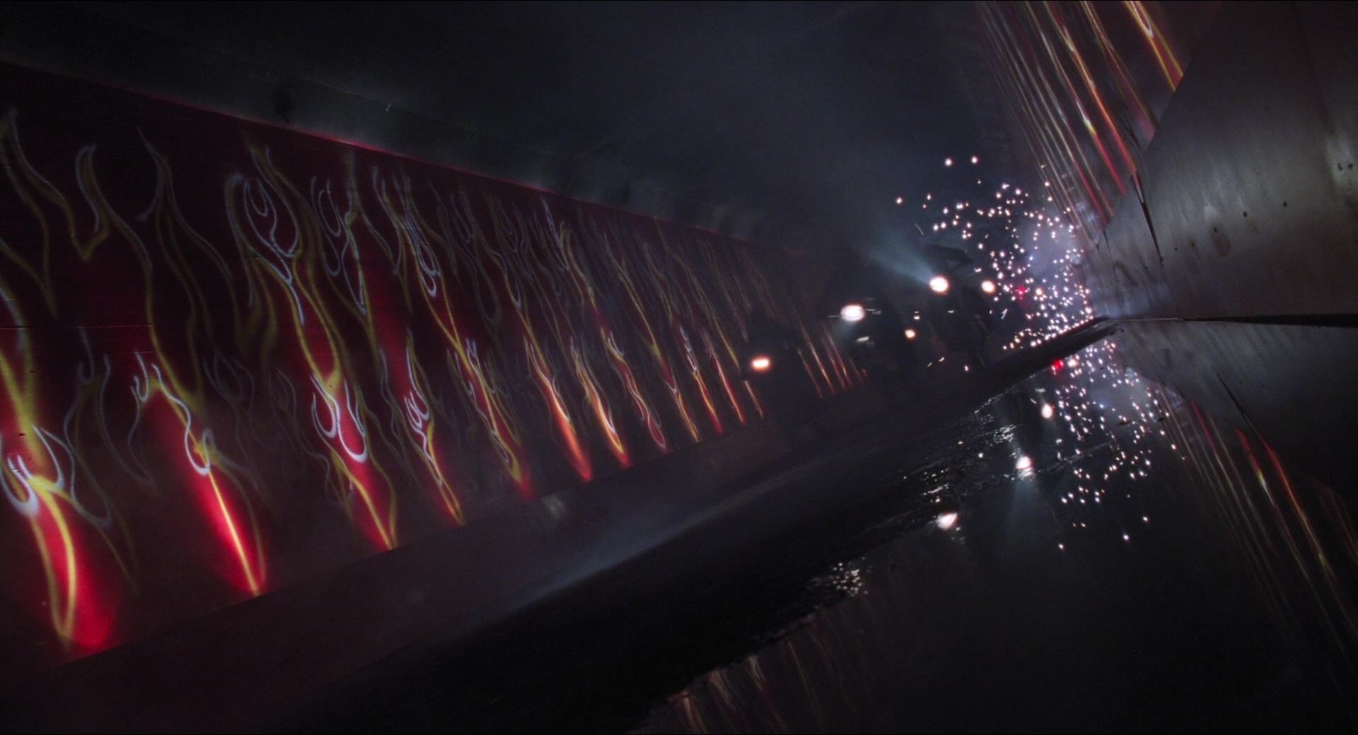 Batman & Robin (1997), wide, 1.85:1 — film still