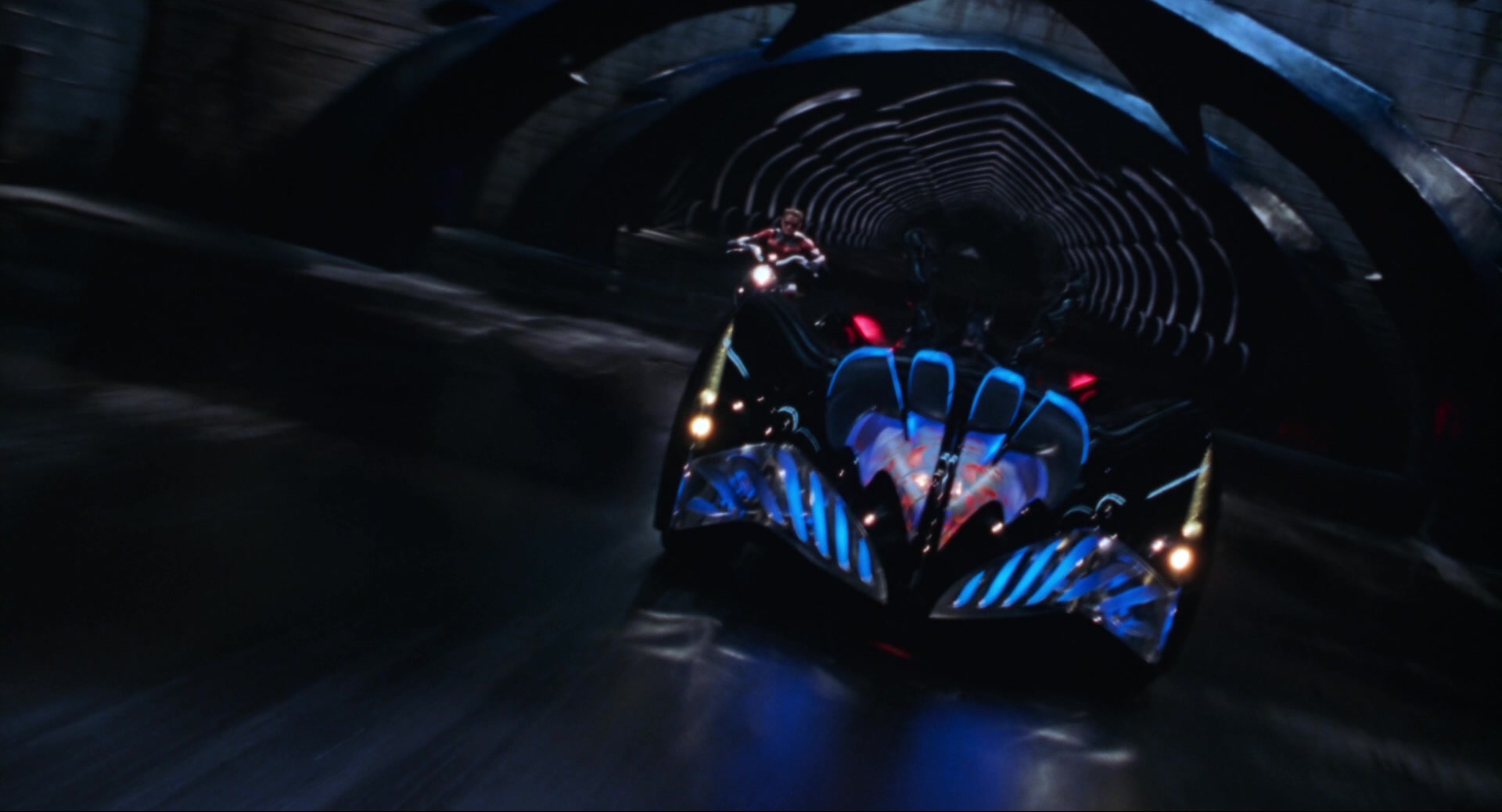Batman & Robin (1997), wide, 1.85:1 — film still