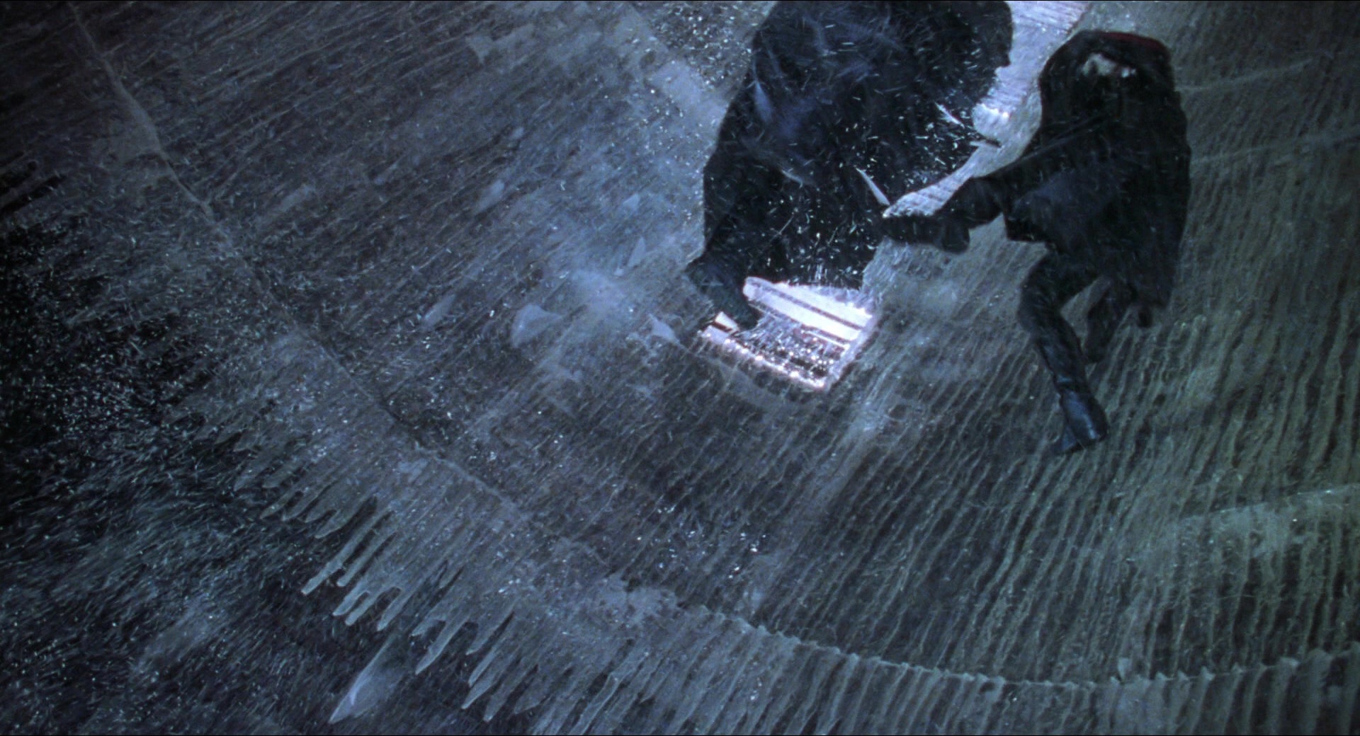 Batman & Robin (1997), wide, 1.85:1 — film still