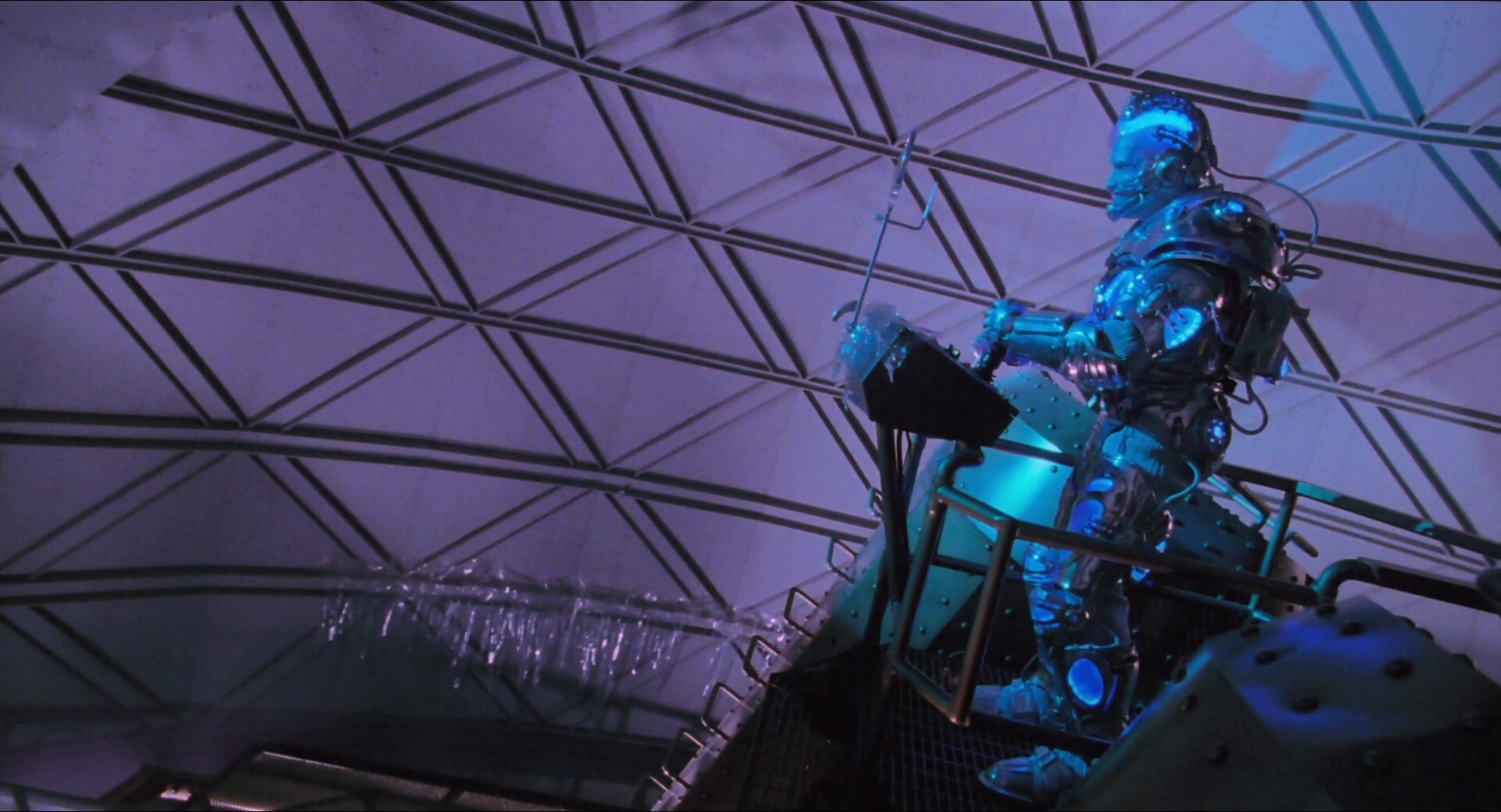 Batman & Robin (1997), unknown, 1.85:1 — film still