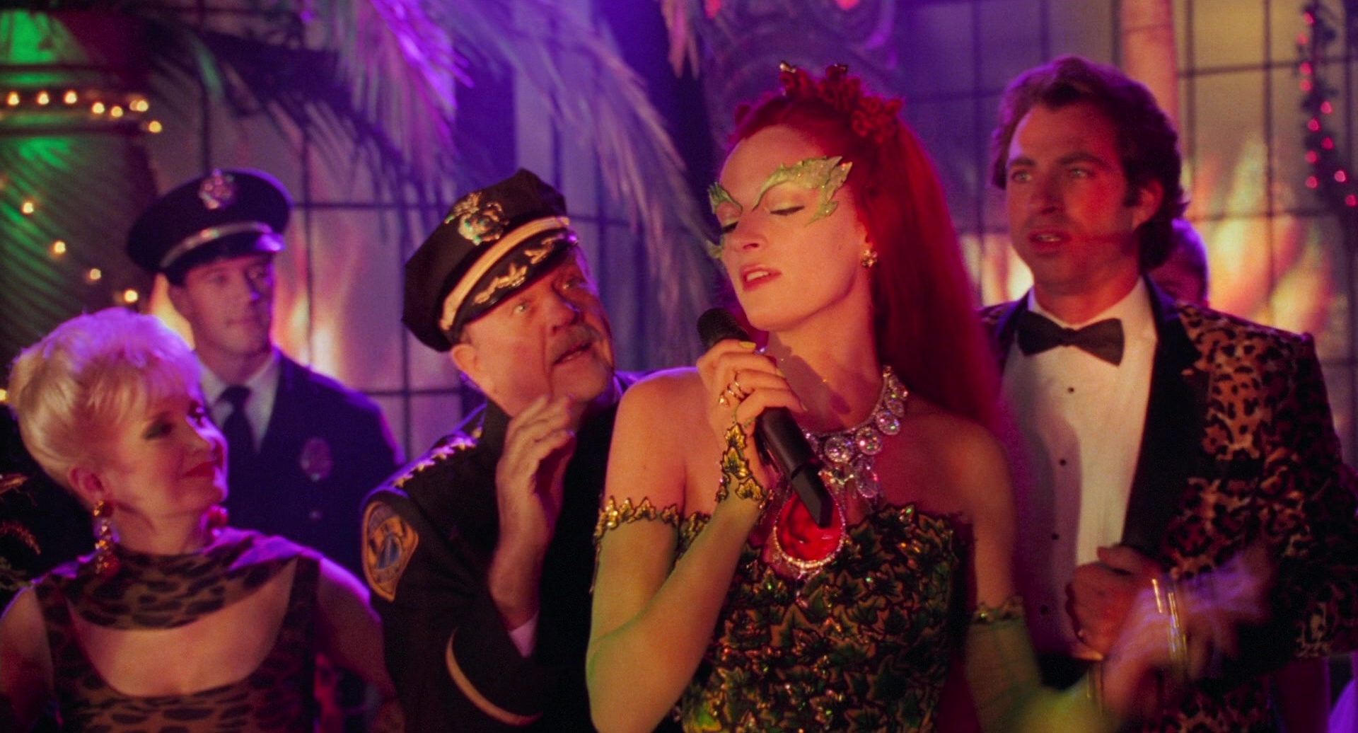 Batman & Robin (1997), wide, 1.85:1 — film still