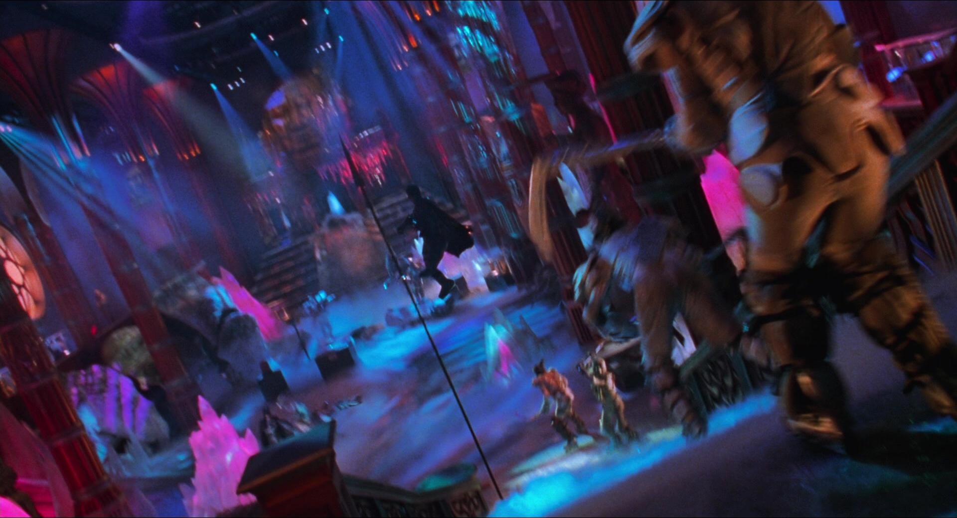 Batman & Robin (1997), wide, 1.85:1 — film still