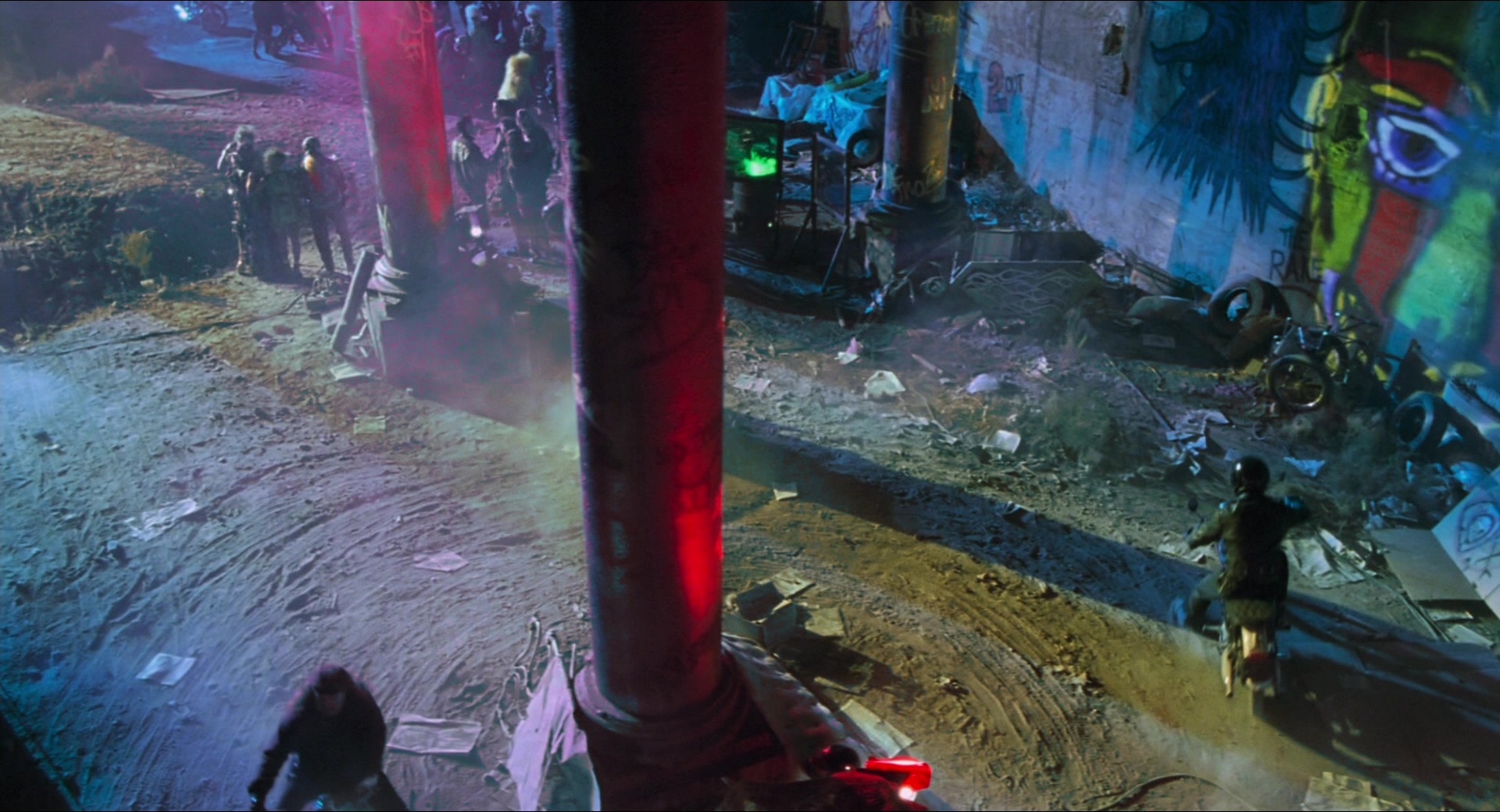 Batman & Robin (1997), wide, 1.85:1 — film still