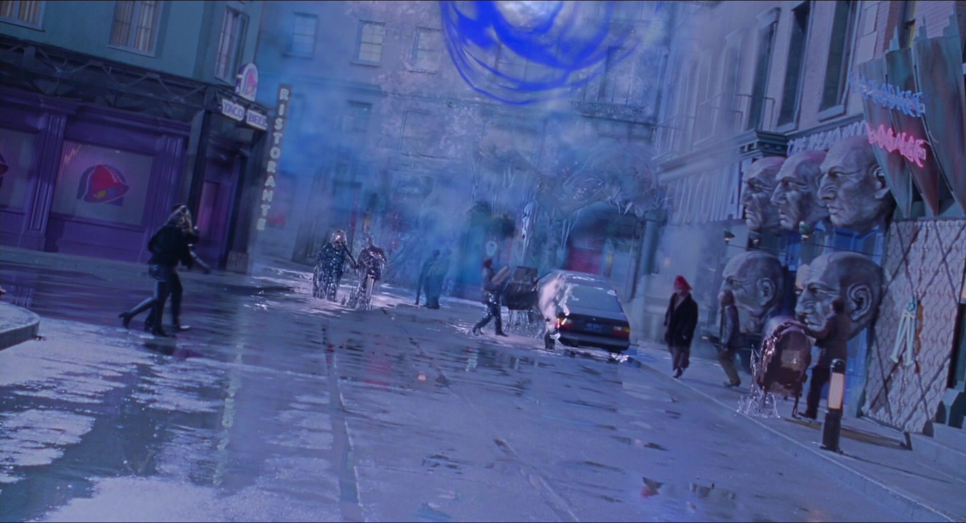 Batman & Robin (1997), wide, 1.85:1 — film still
