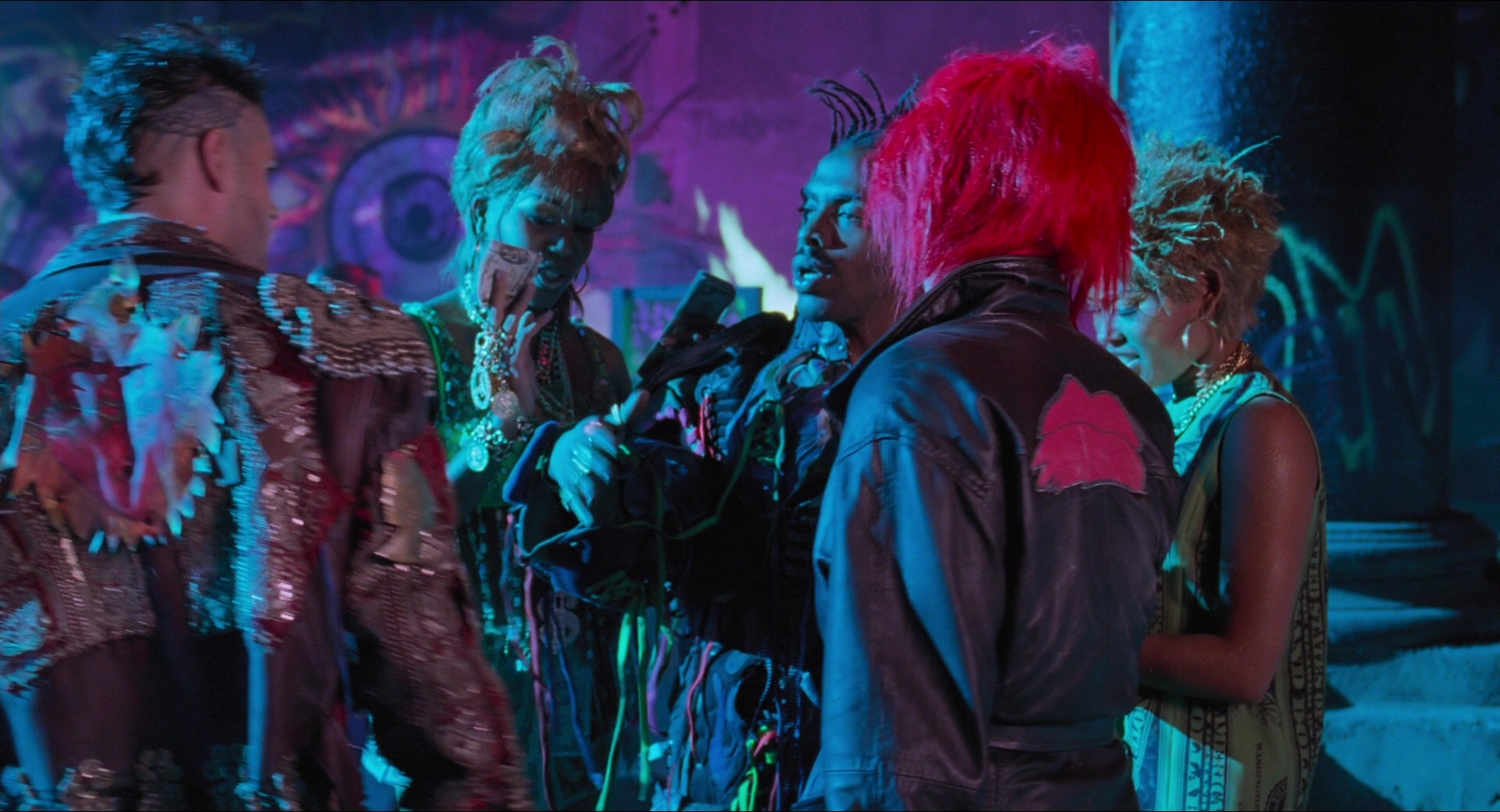 Batman & Robin (1997), wide, 1.85:1 — film still