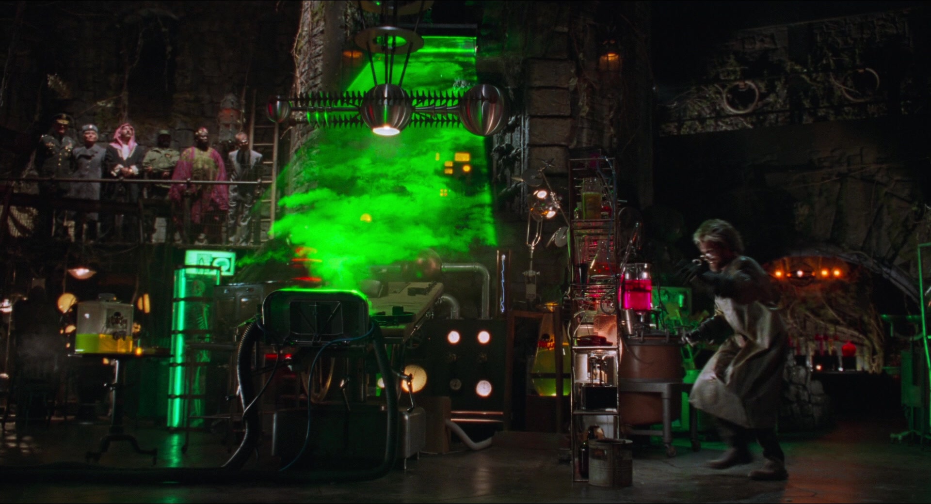 Batman & Robin (1997), wide, 1.85:1 — film still