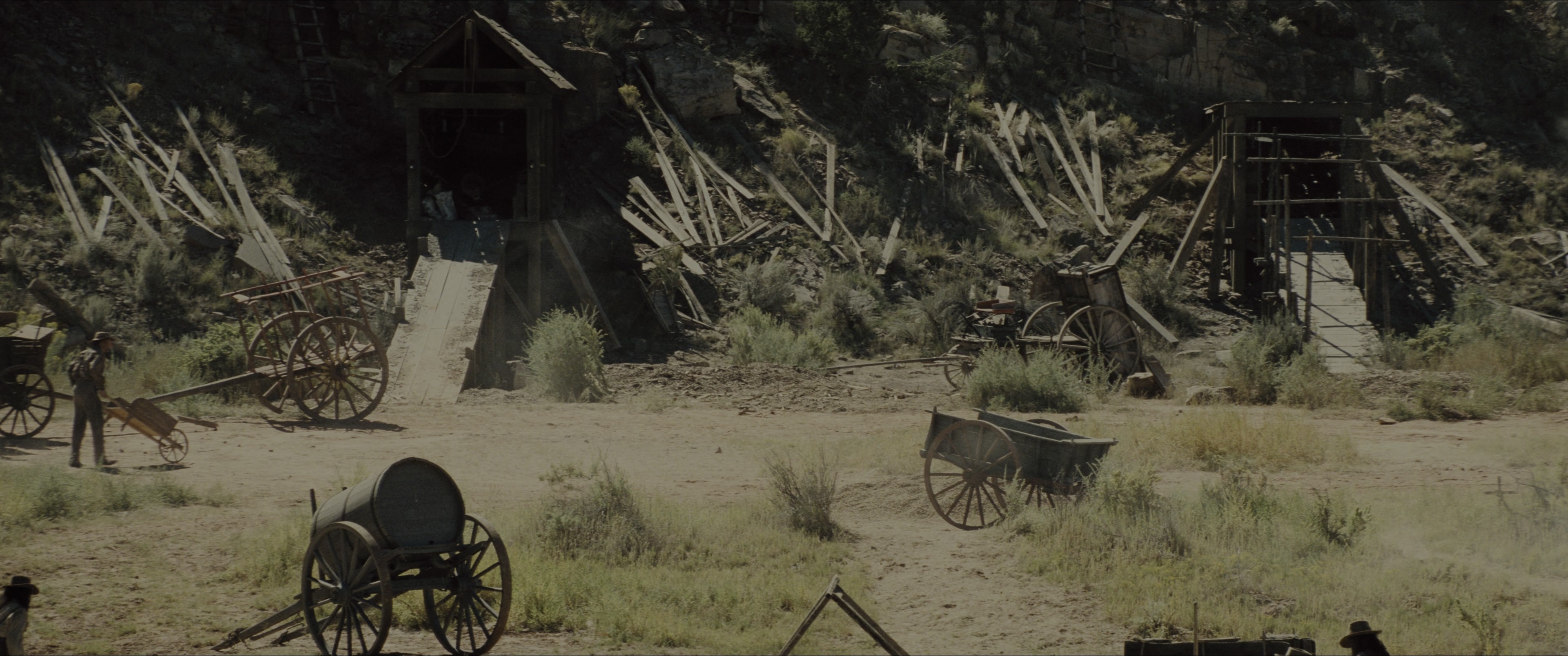 The Magnificent Seven (2016), wide, 2.39:1 — film still