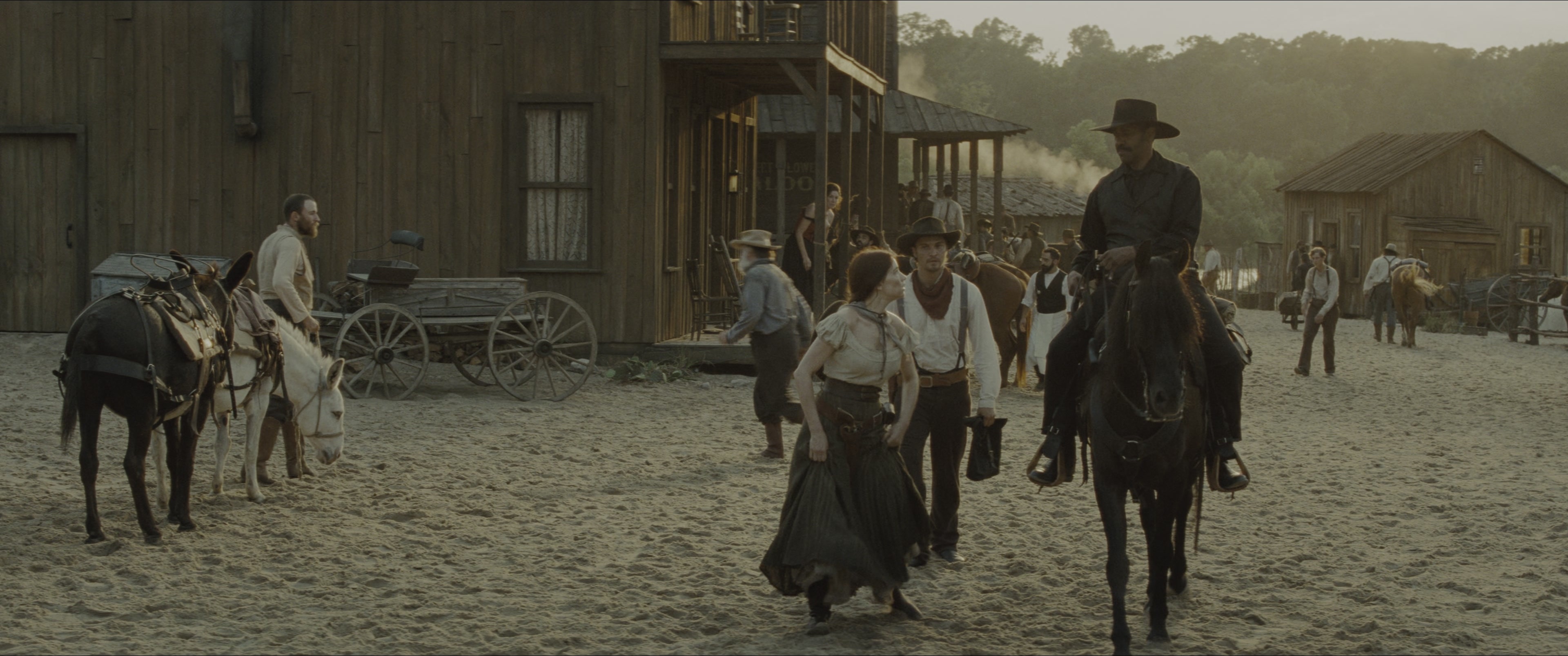 The Magnificent Seven (2016), wide, 2.39:1 — film still